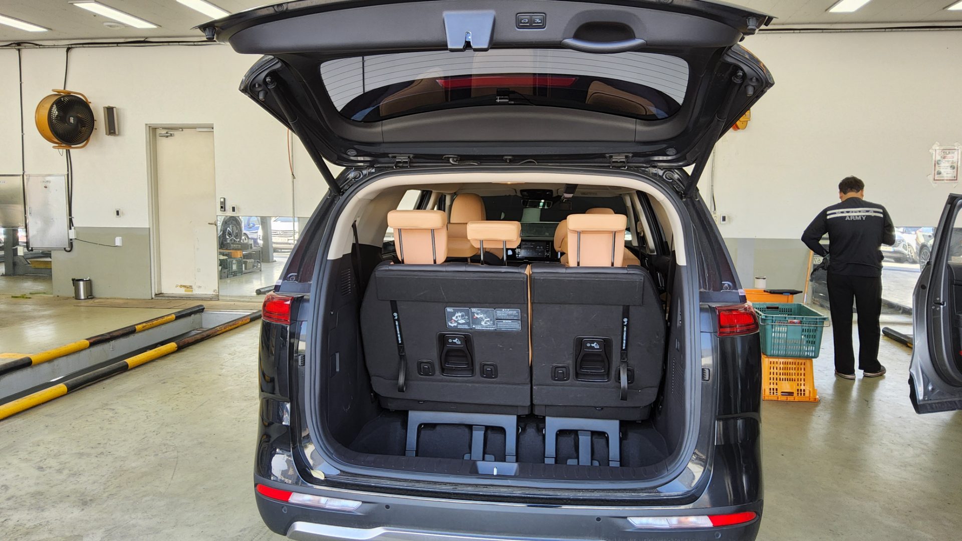 Kia Carnival 2022 - Image 14