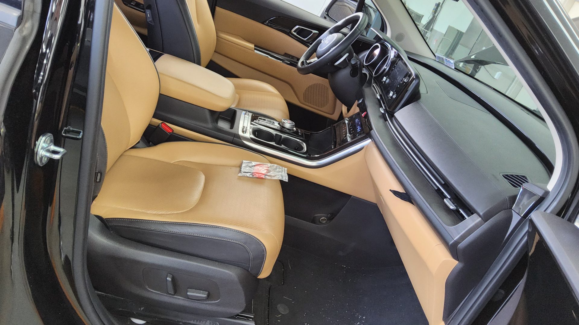 Kia Carnival 2022 - Image 13