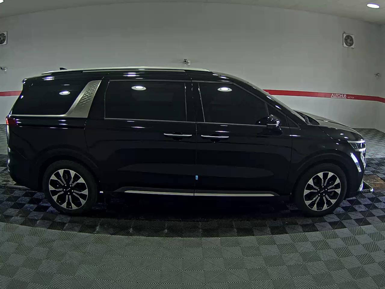 Kia Carnival 2022 - Image 3