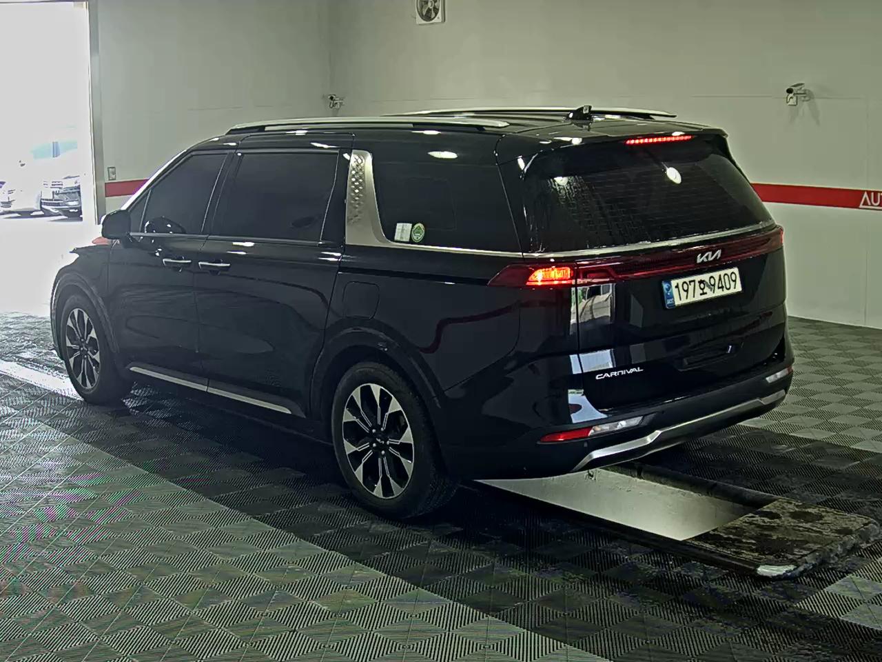 Kia Carnival 2022 - Image 5