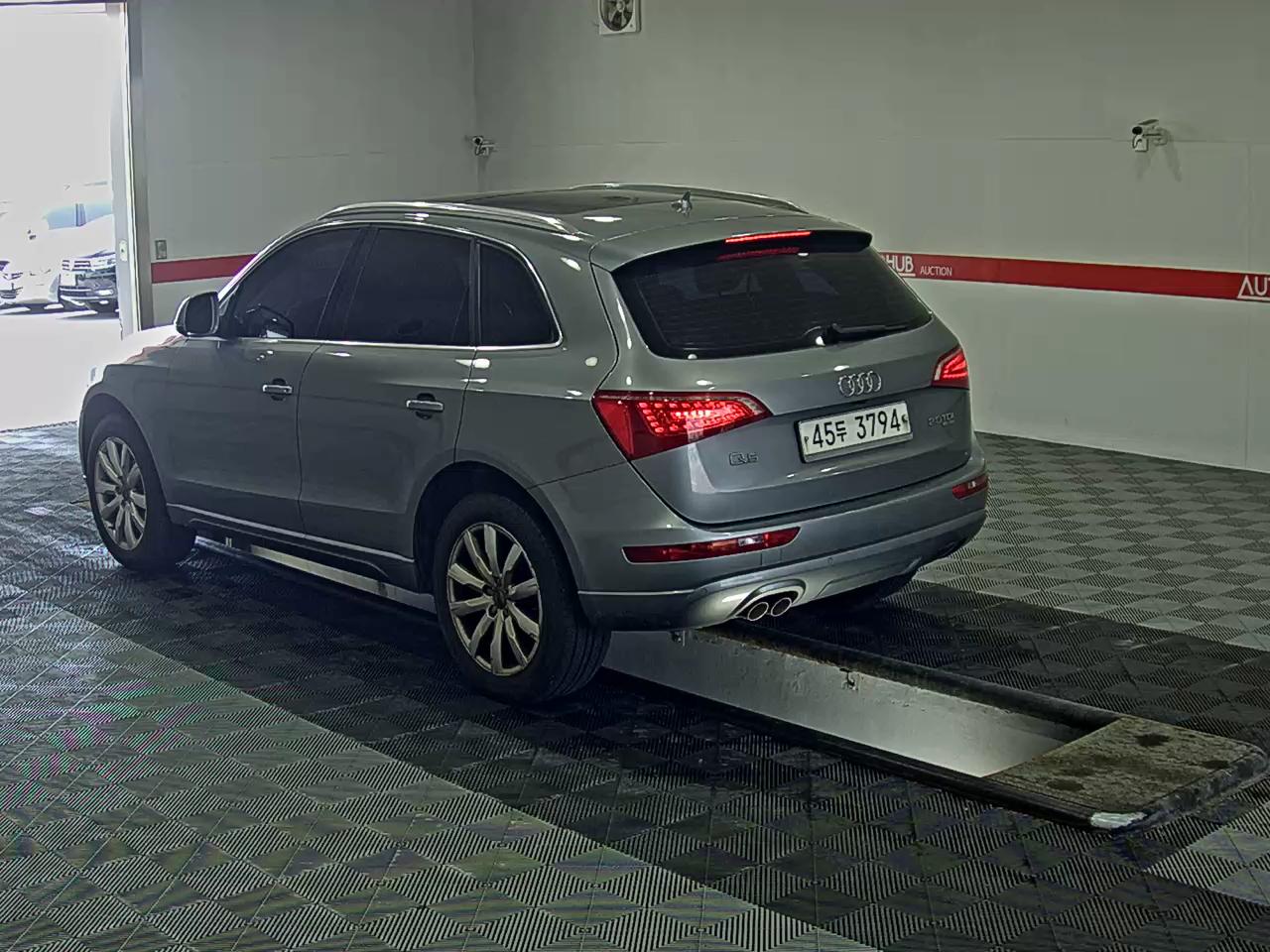 Audi Q5 2012 - Image 5
