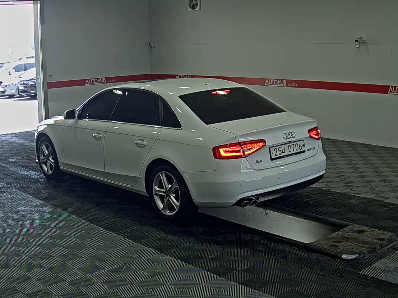Audi A4 - 5