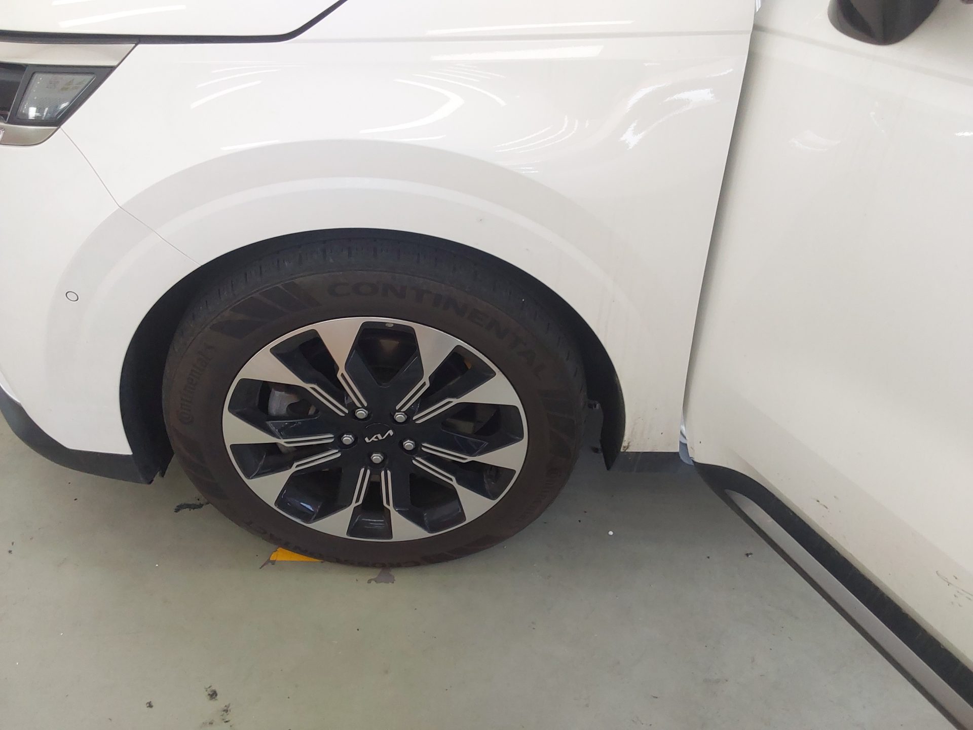 Kia SEDONA 2023 - Image 21