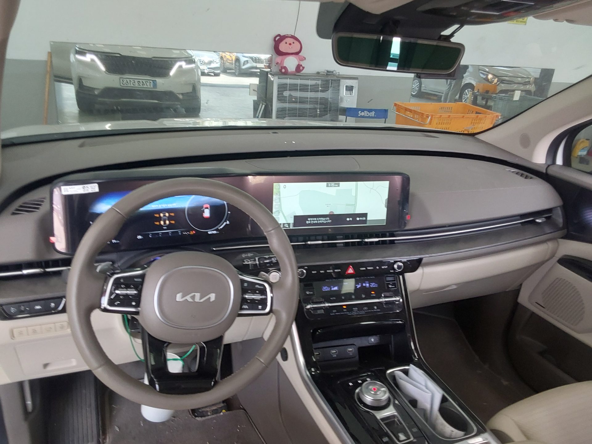 Kia SEDONA 2023 - Image 10