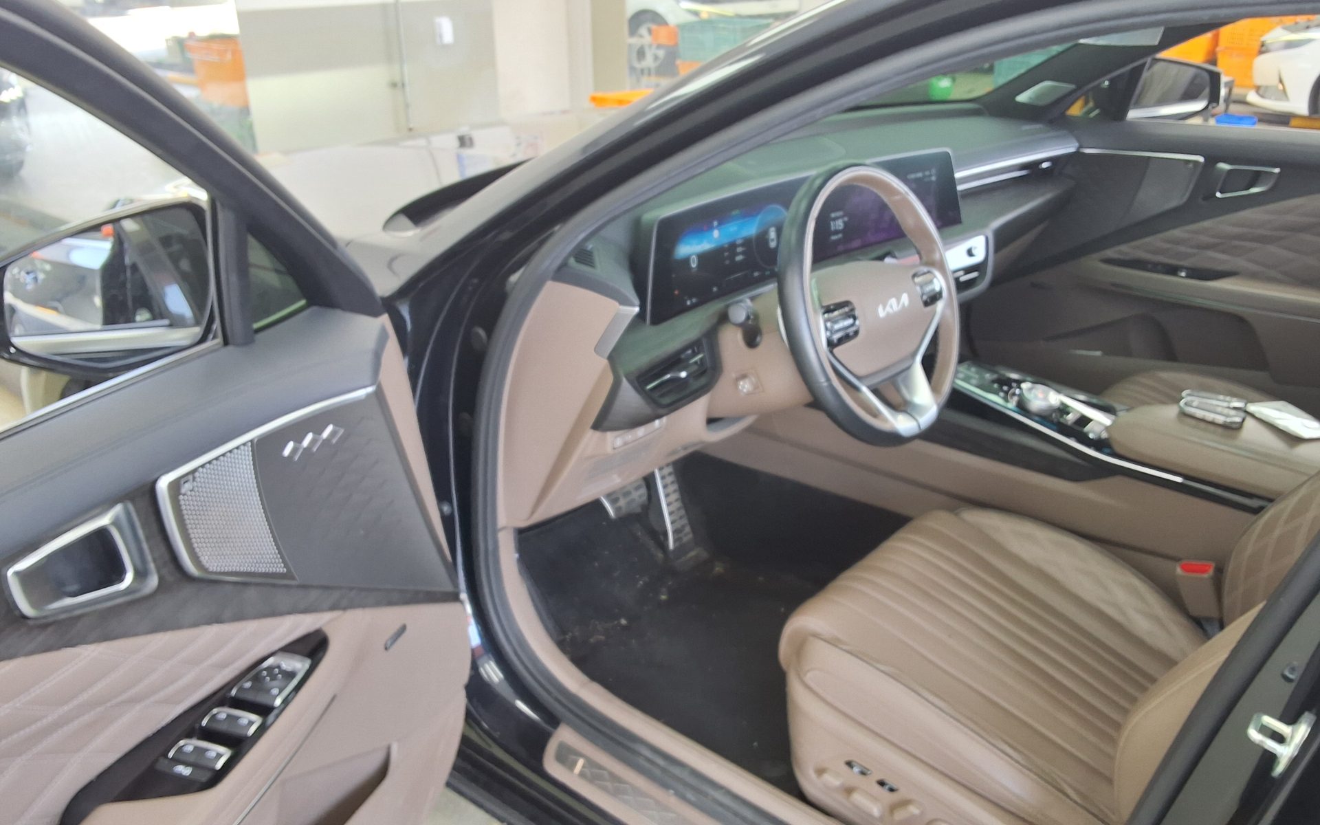 Kia K8 2022 - Image 9