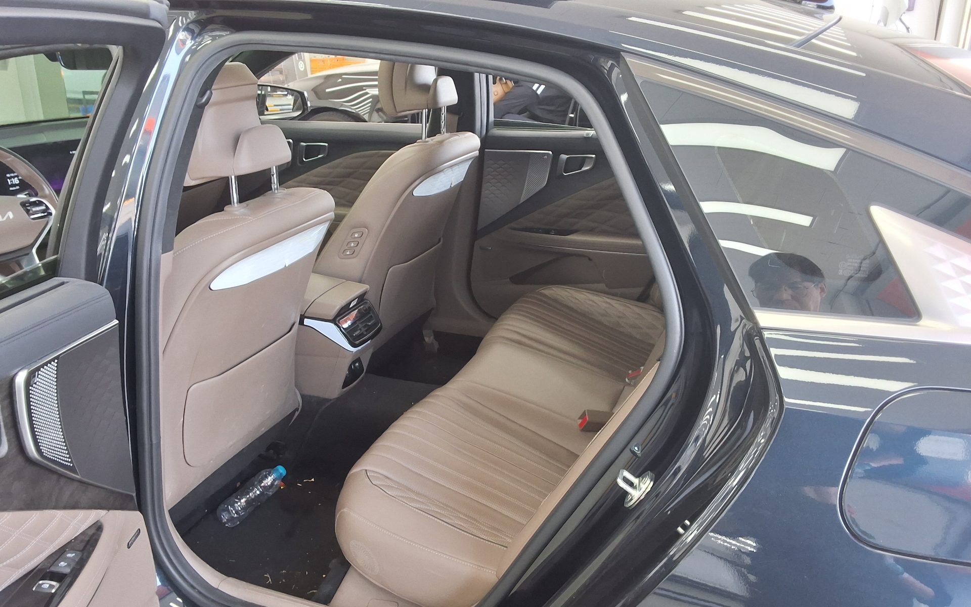 Kia K8 2022 - Image 11