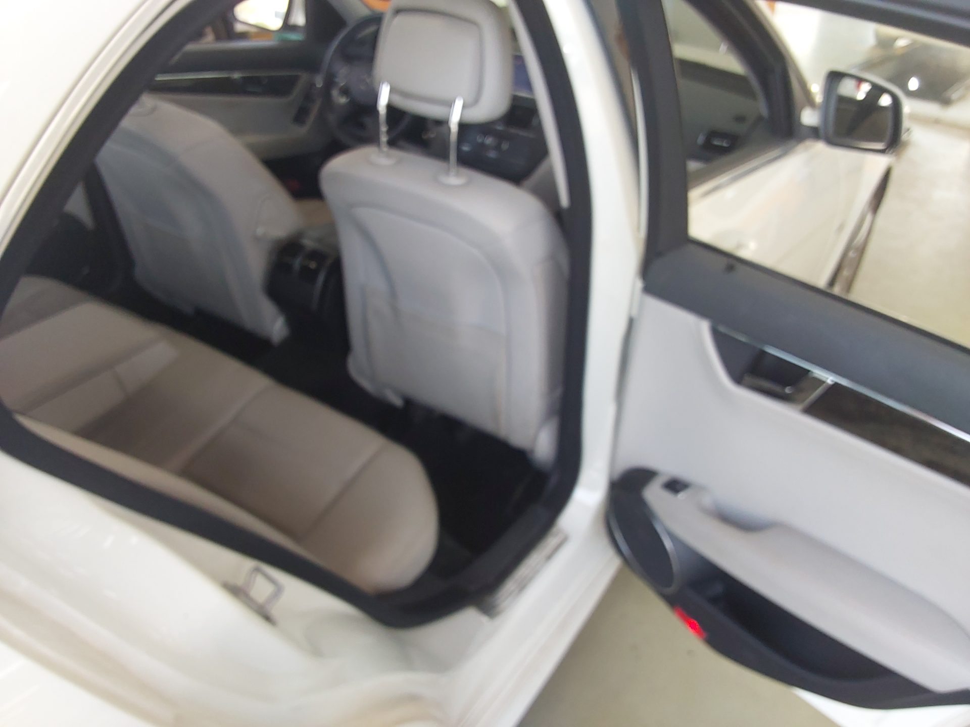 Mercedes-Benz C-Class - 12