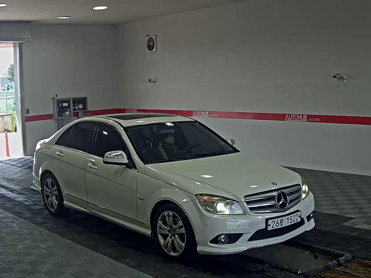 Mercedes-Benz C-Class - 2