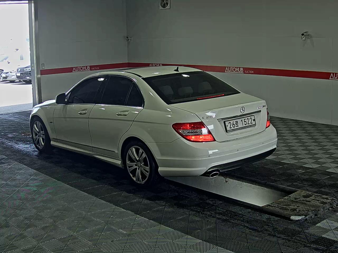 Mercedes-Benz C-Class - 5