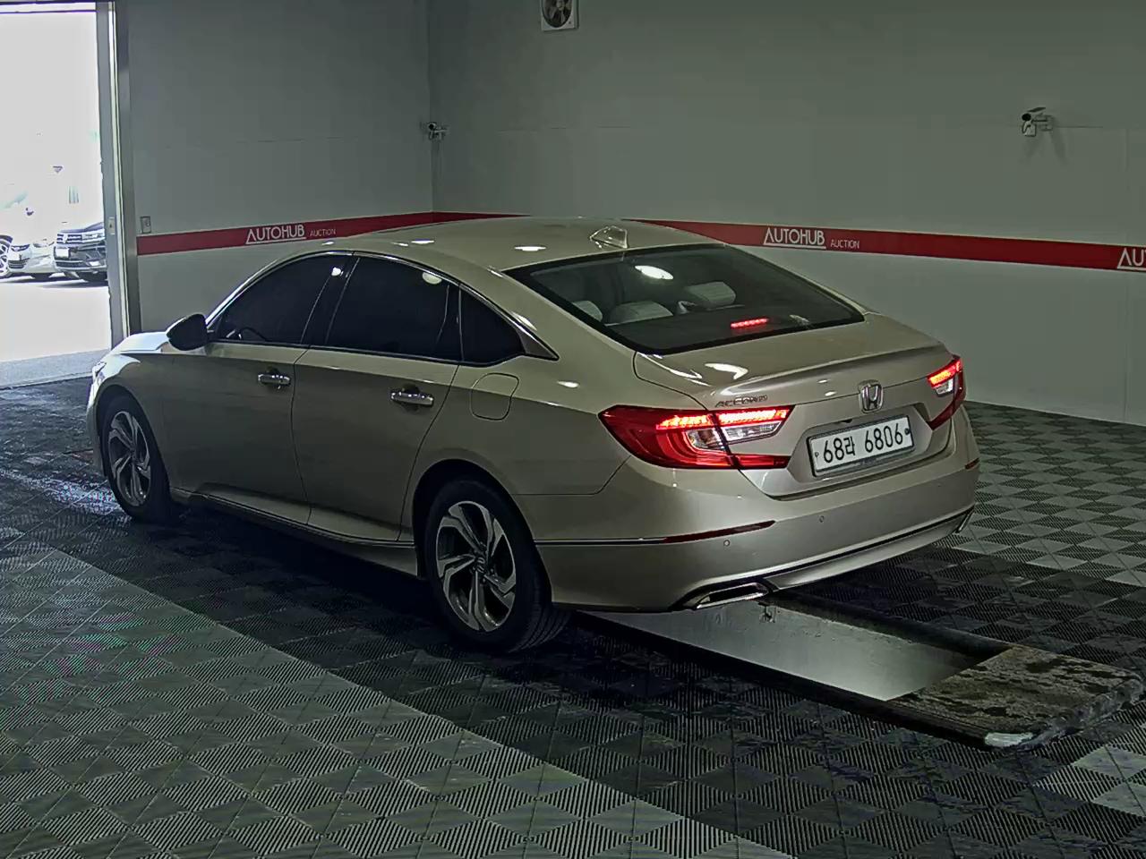 هوندا أكورد - 5
