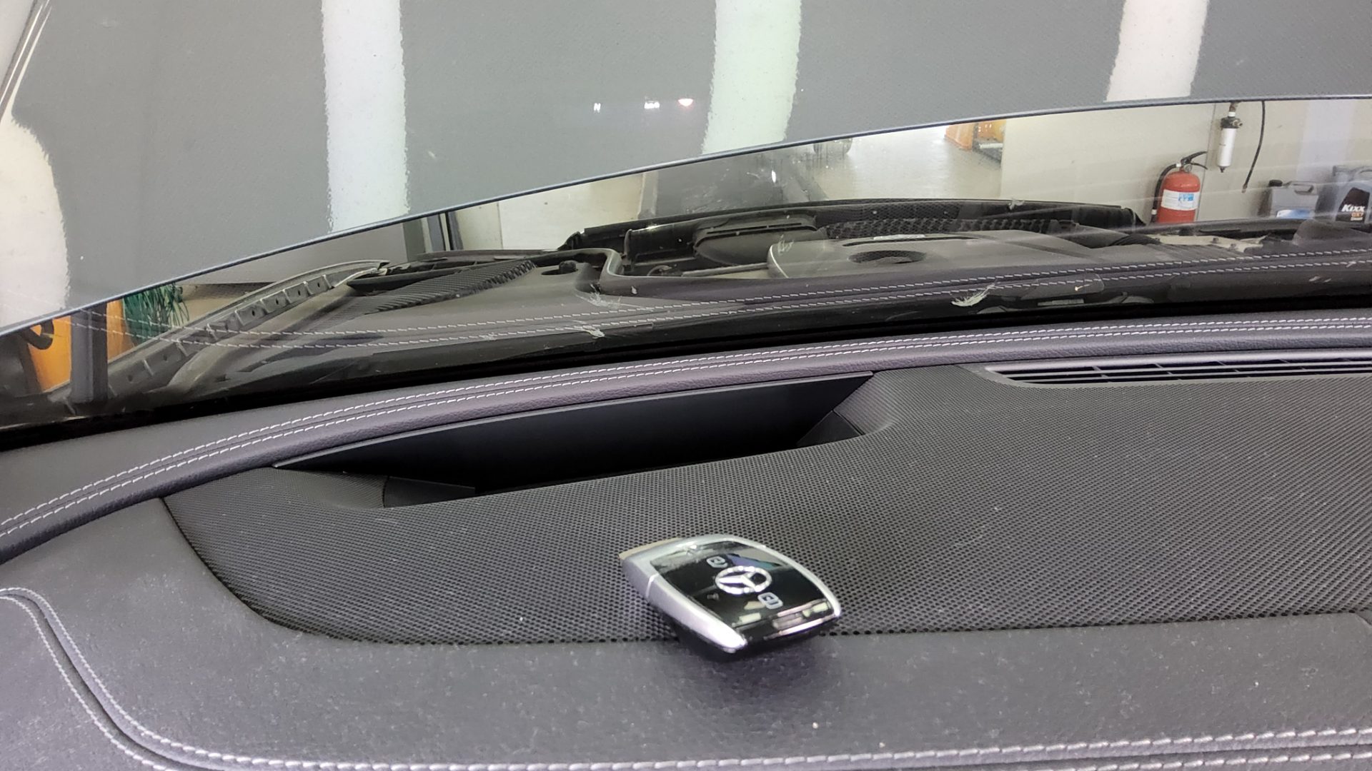 Mercedes-Benz E-Class 2017 - Image 21