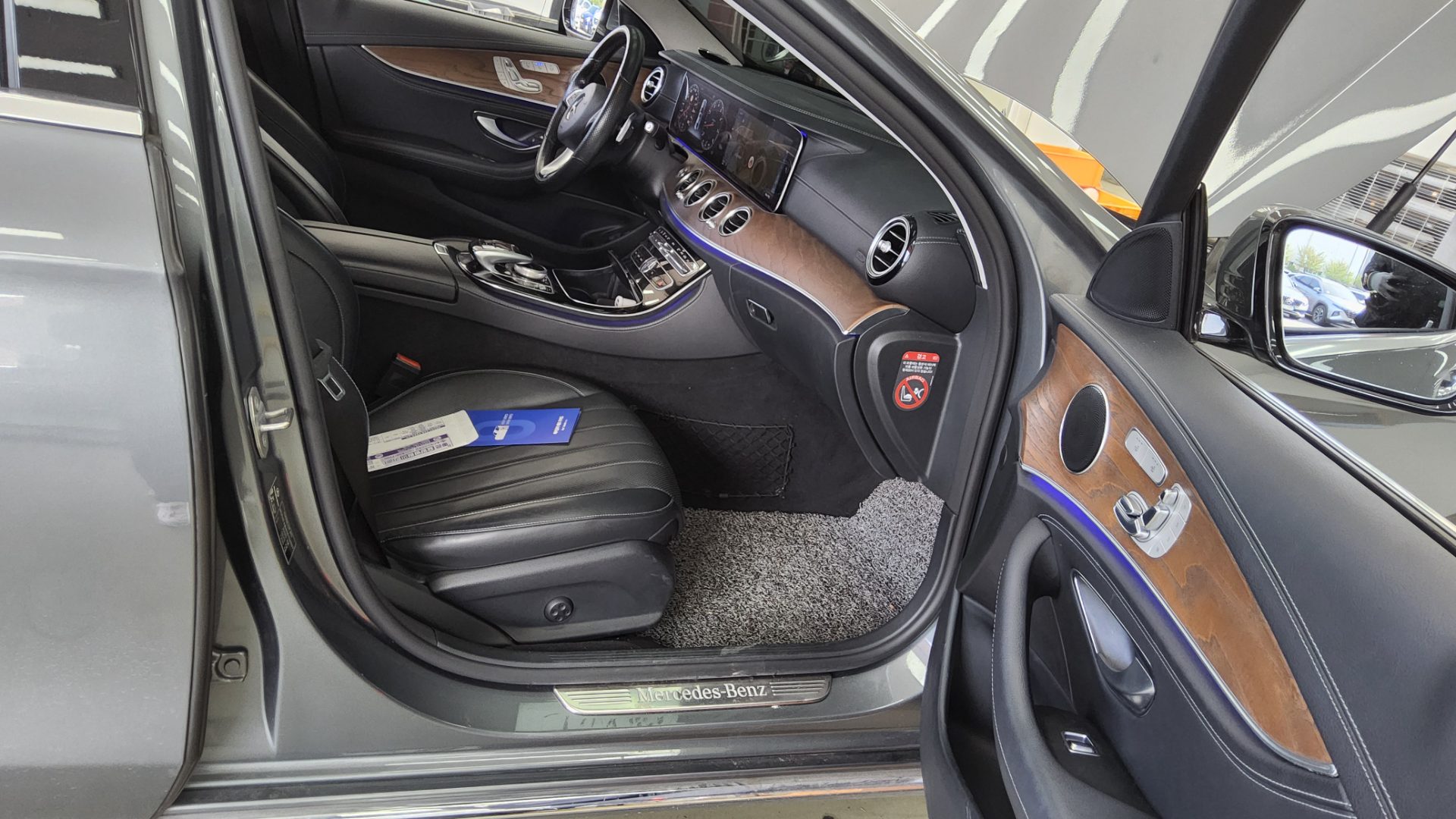 Mercedes-Benz E-Class 2017 - Image 13