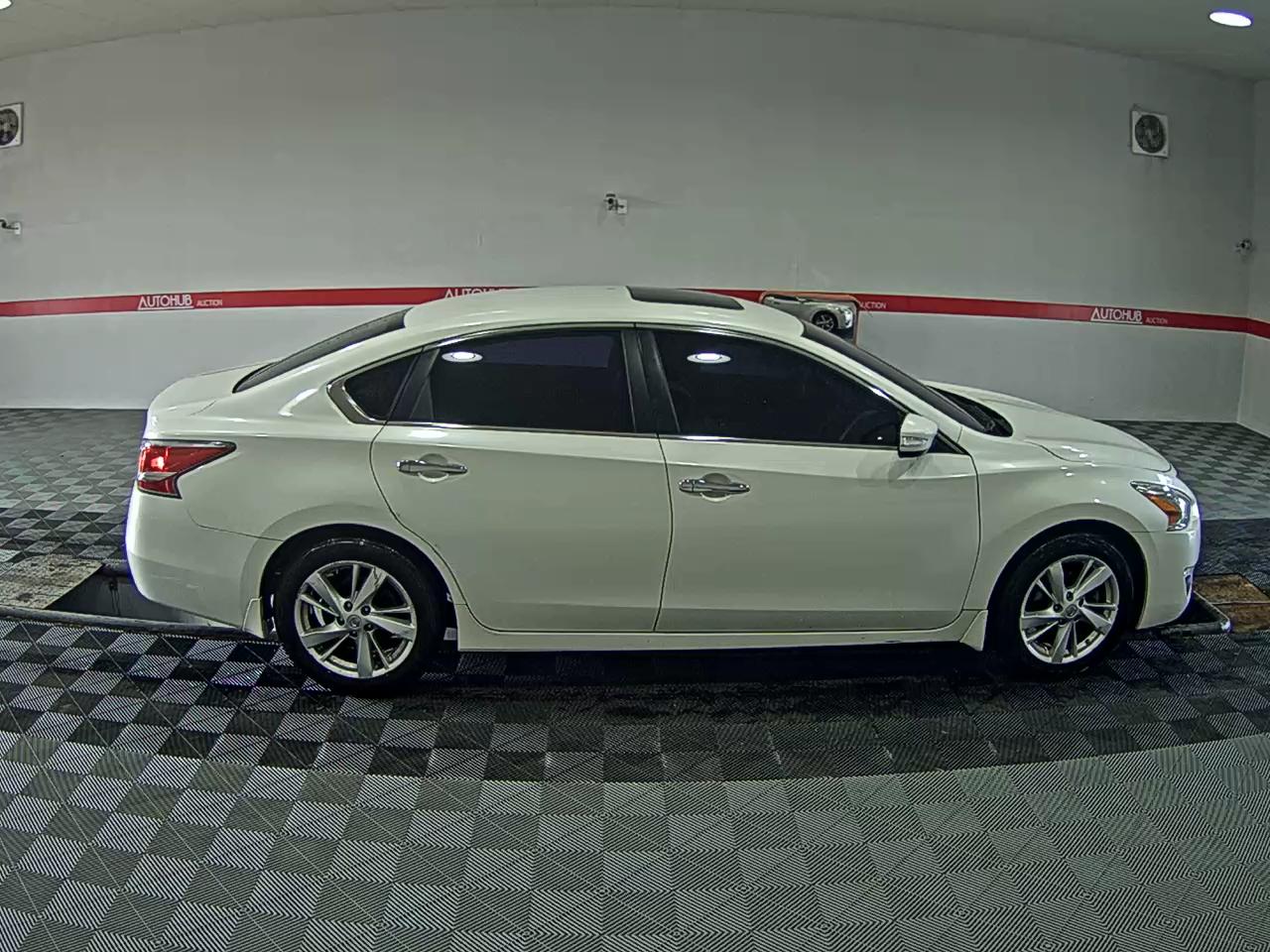 Nissan Altima 2015 - Image 3