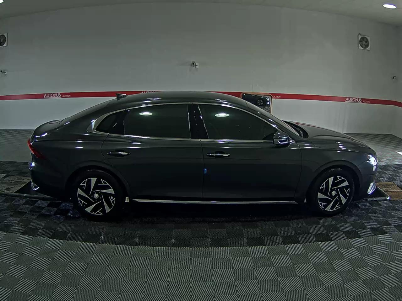 Hyundai Grandeur 2022 - Image 3