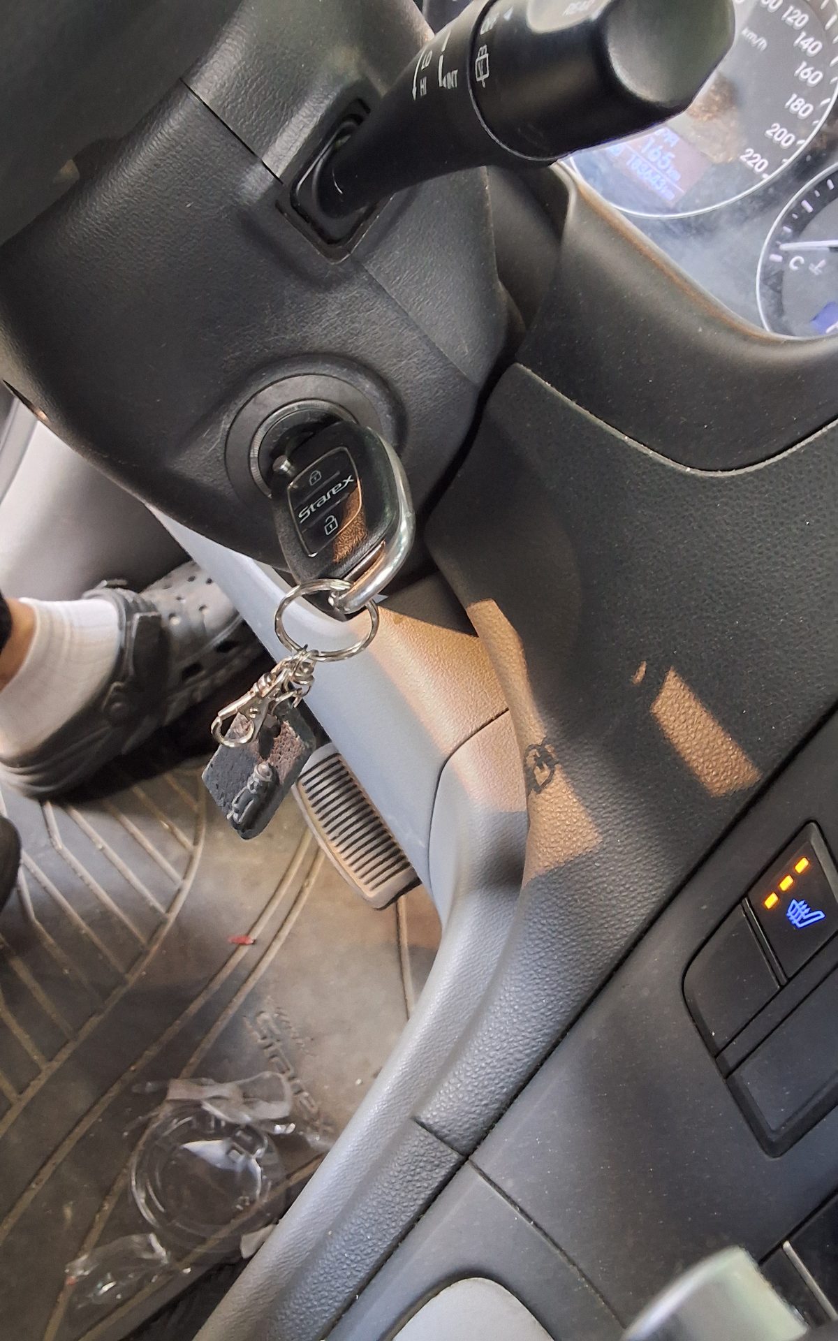 Hyundai Grand Starex 2018 - Image 17
