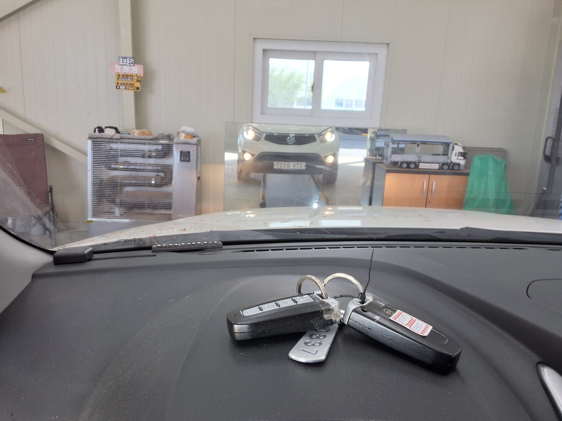 KG Mobility Korando 2017 - Image 16