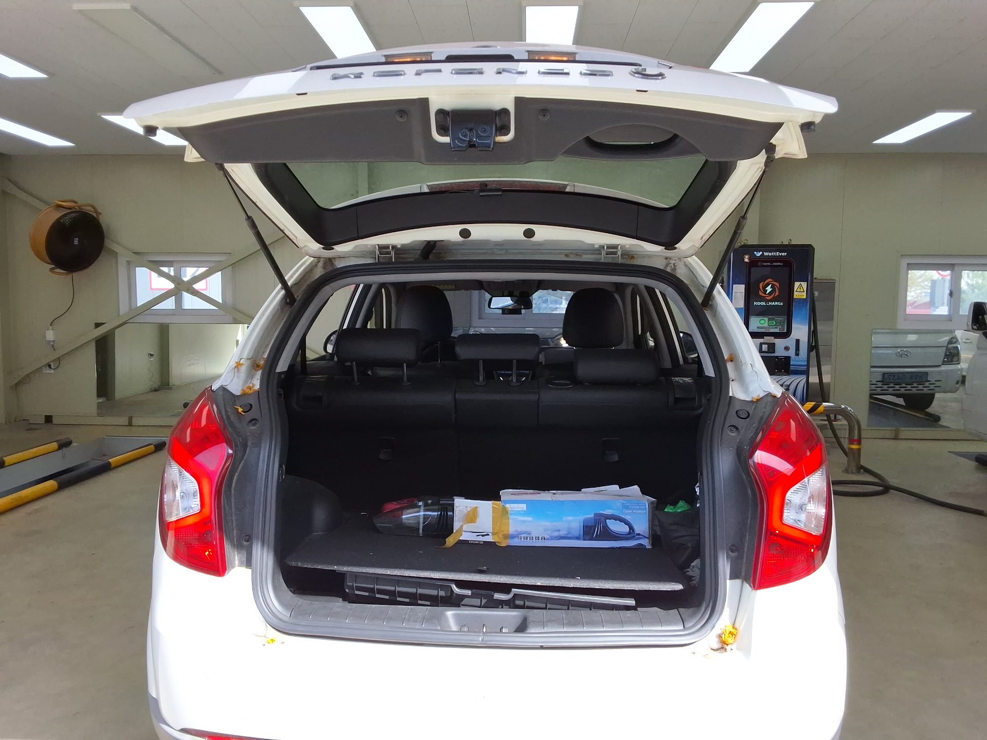 KG Mobility Korando 2017 - Image 14