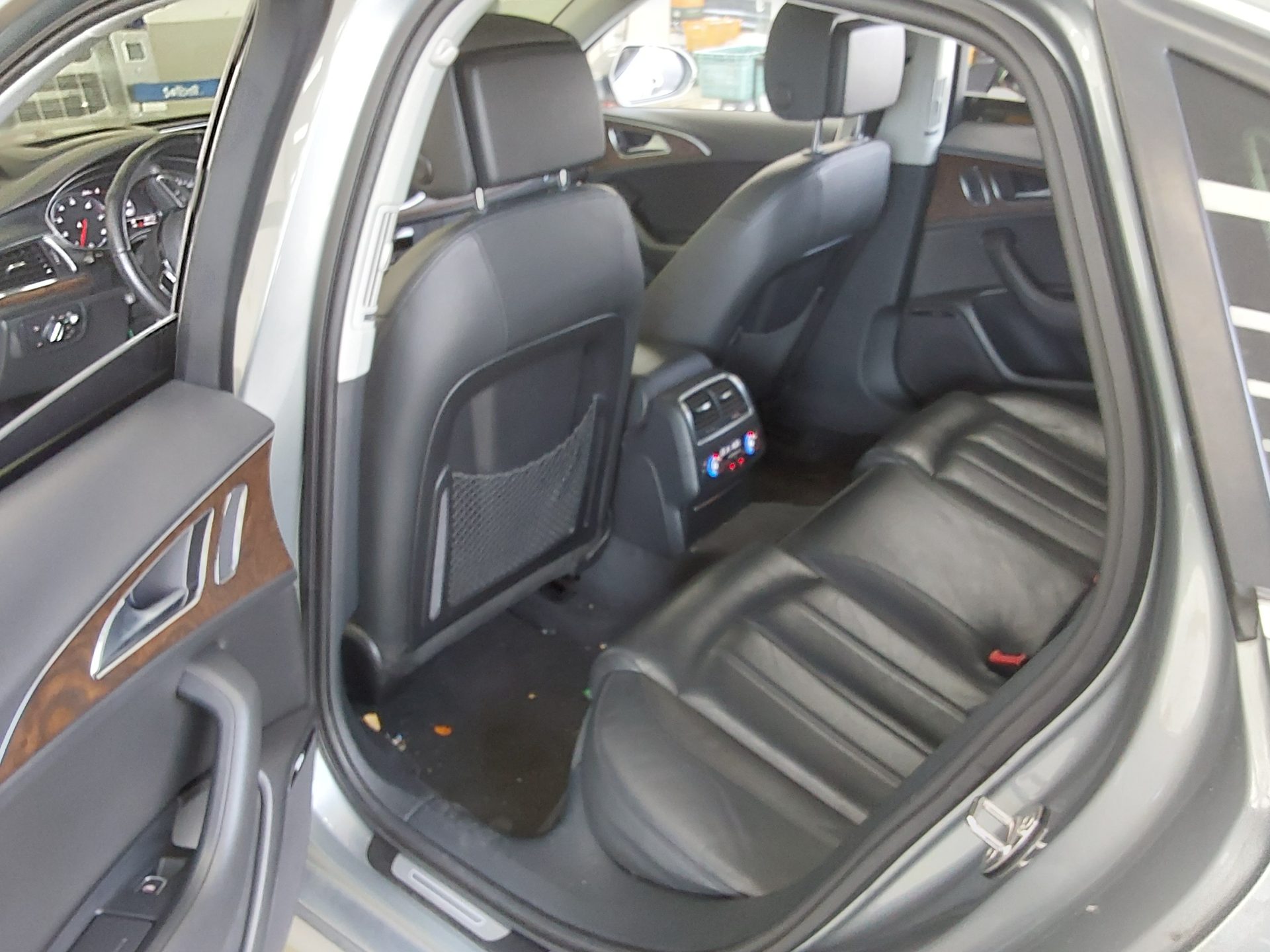 Audi A6 - 11