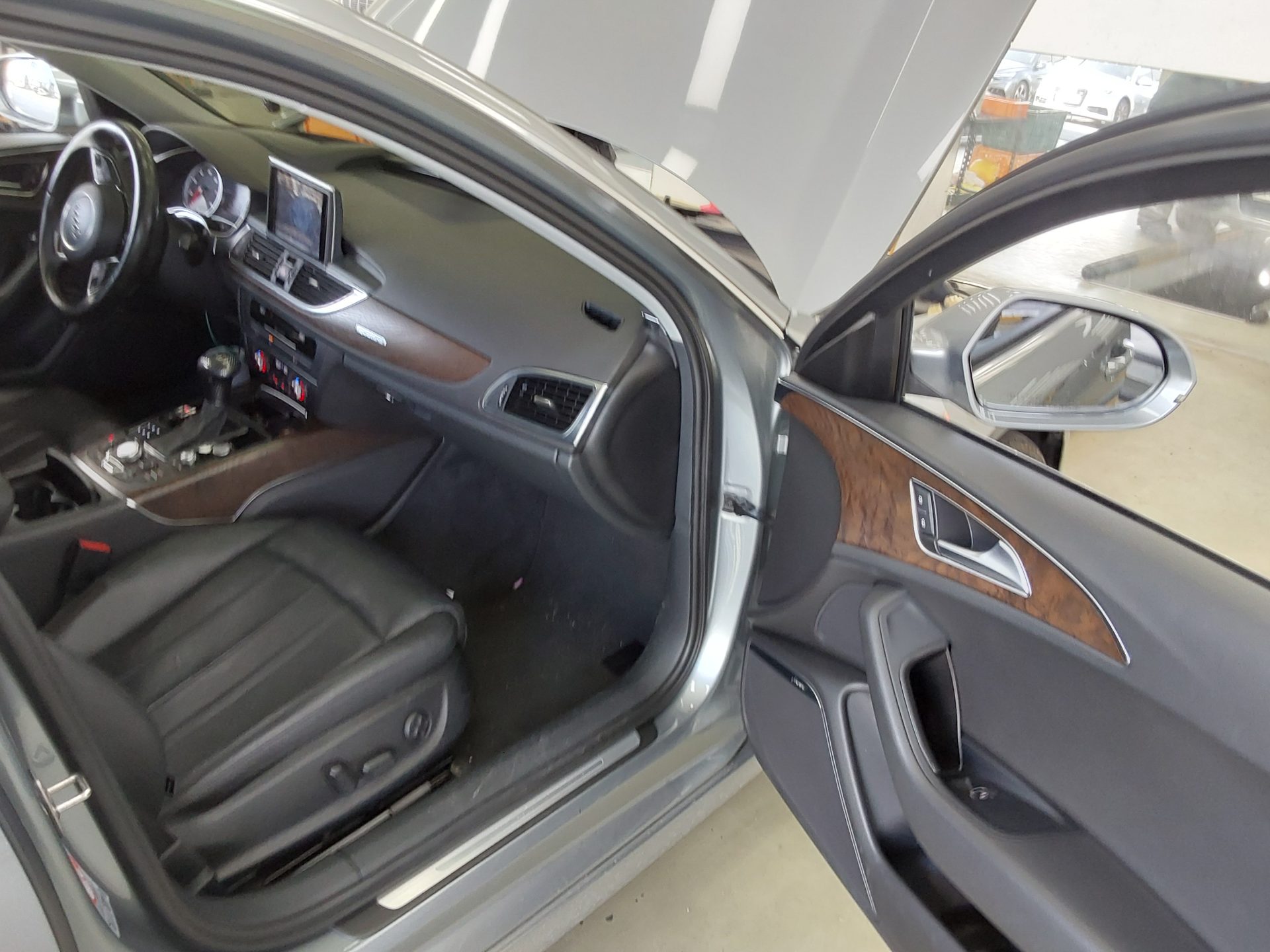 Audi A6 - 13
