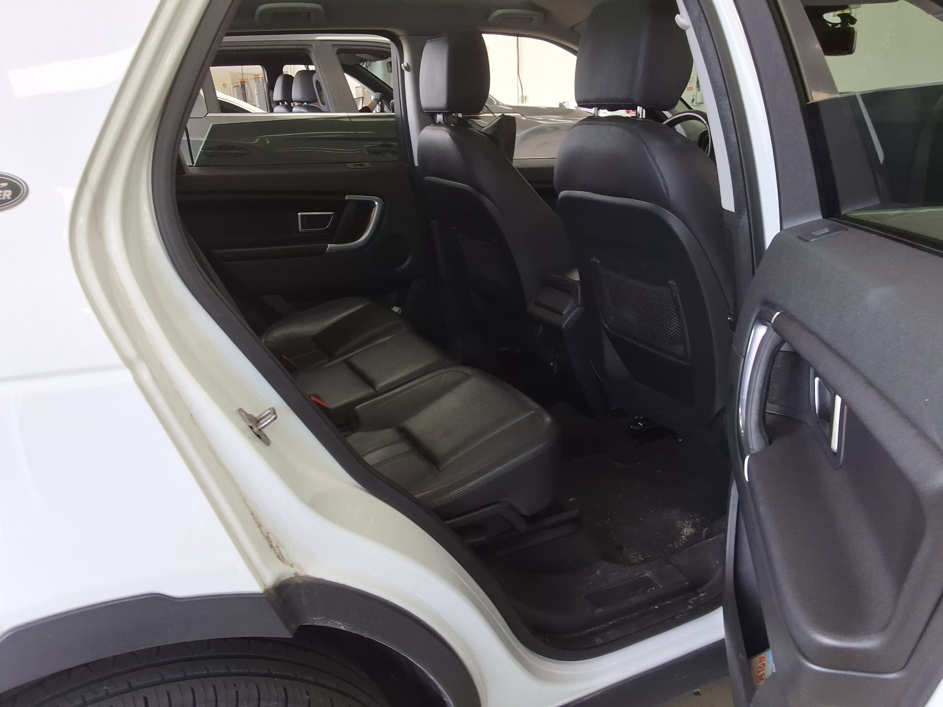 Land Rover Discovery - 12