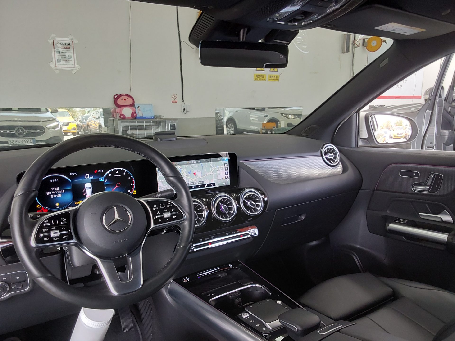 Mercedes-Benz GLA-Class - 10