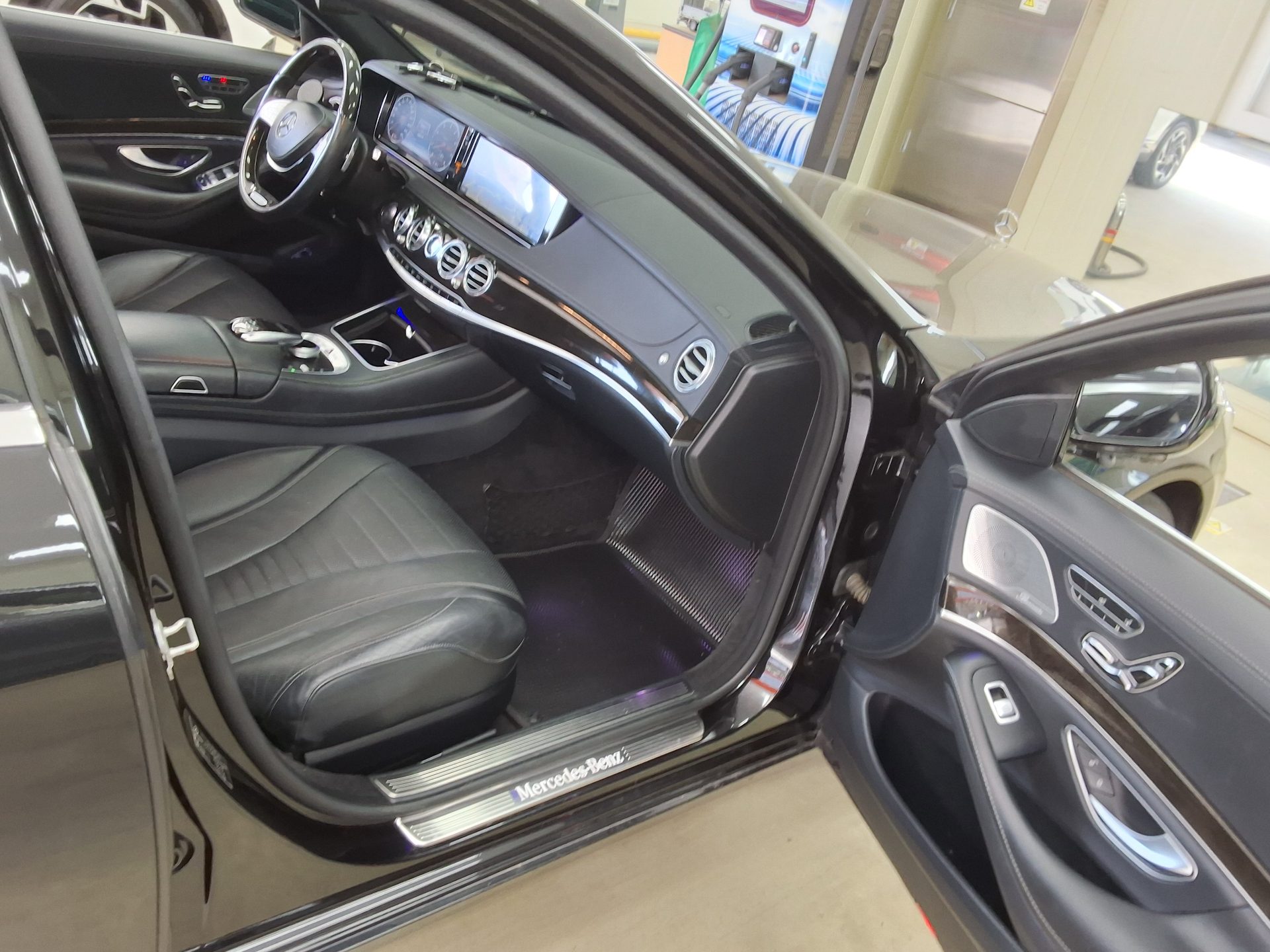 مرسيدس بنز إس كلاس 2015 - صورة 13