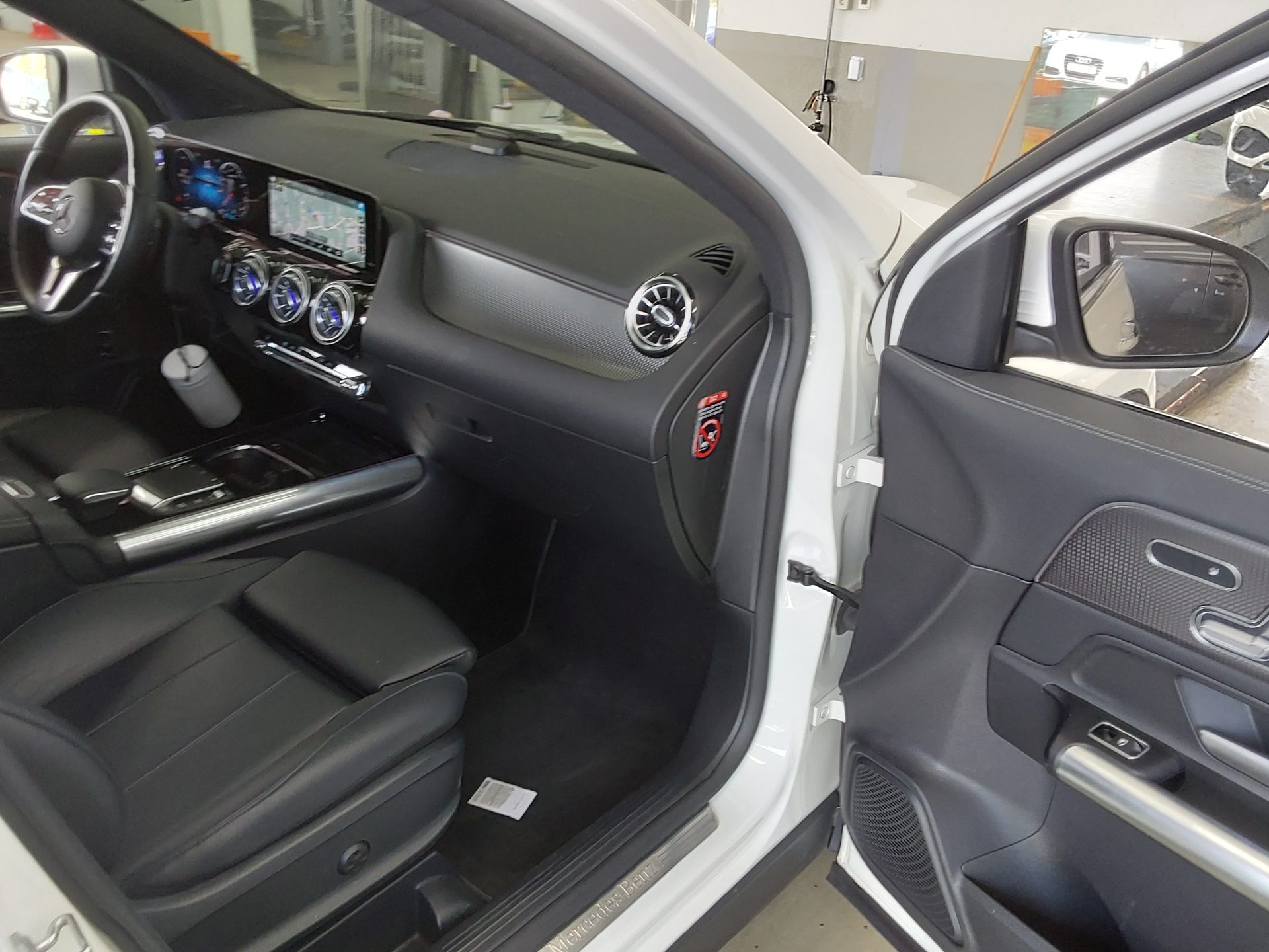 Mercedes-Benz GLA-Class - 13
