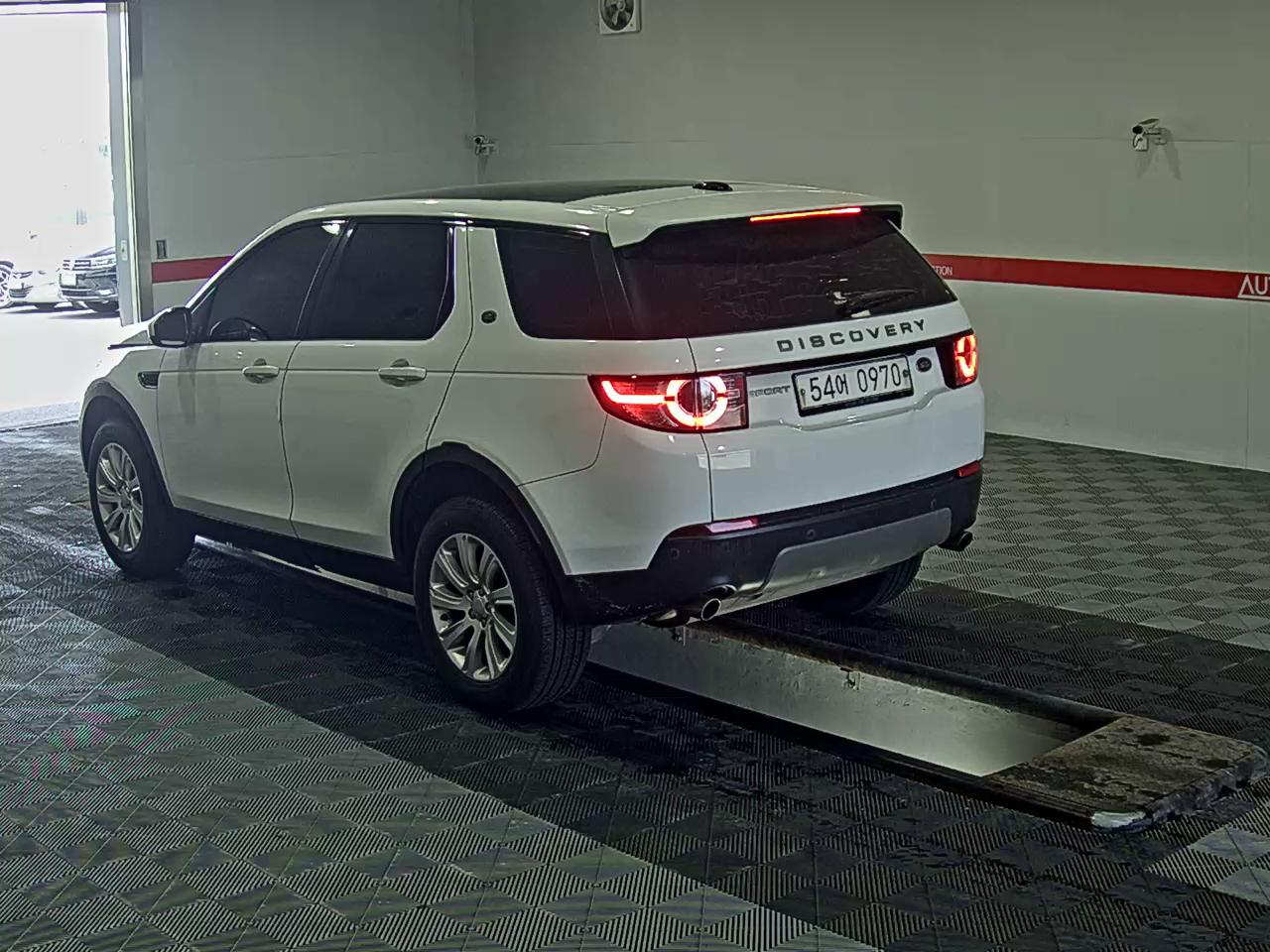 Land Rover Discovery - 5