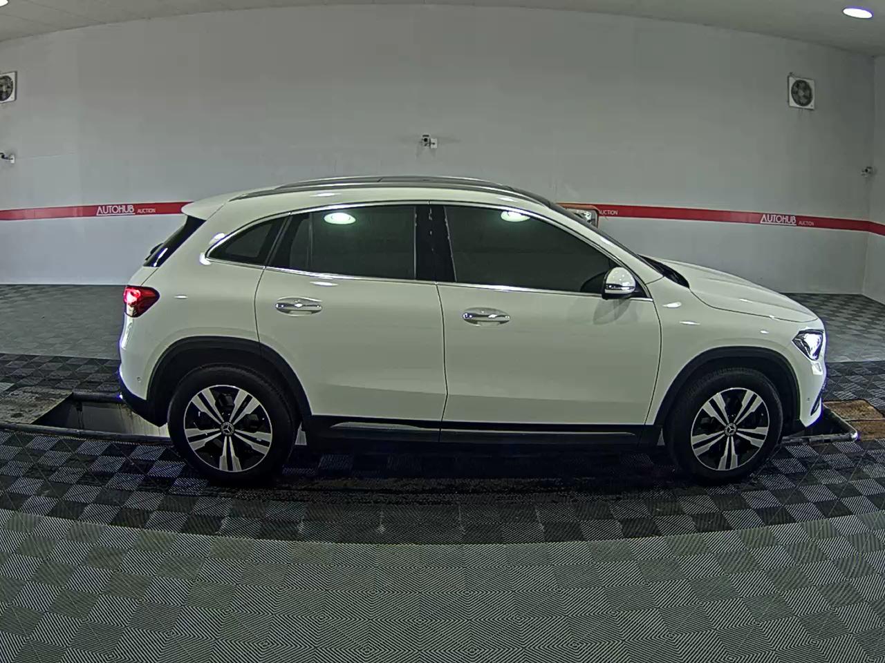 Mercedes-Benz GLA-Class - 3