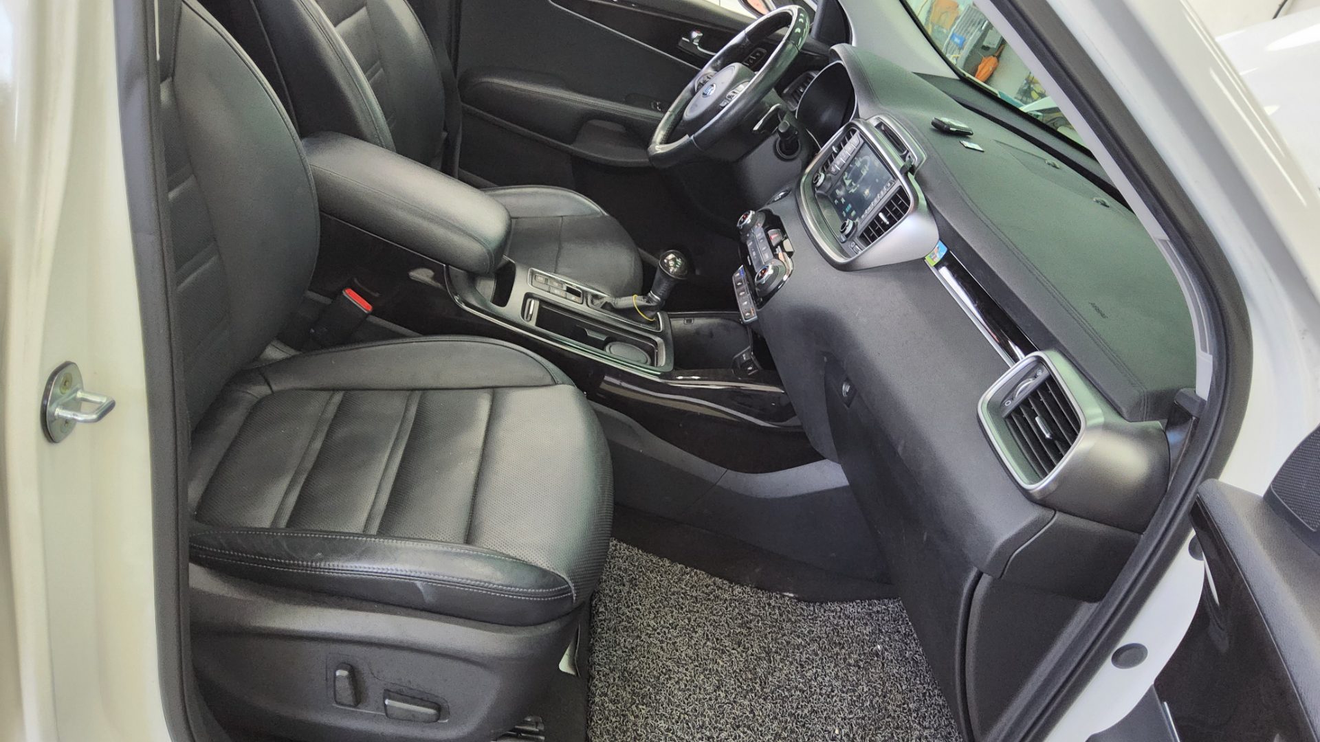 كيا أخرى 2016 - صورة 13