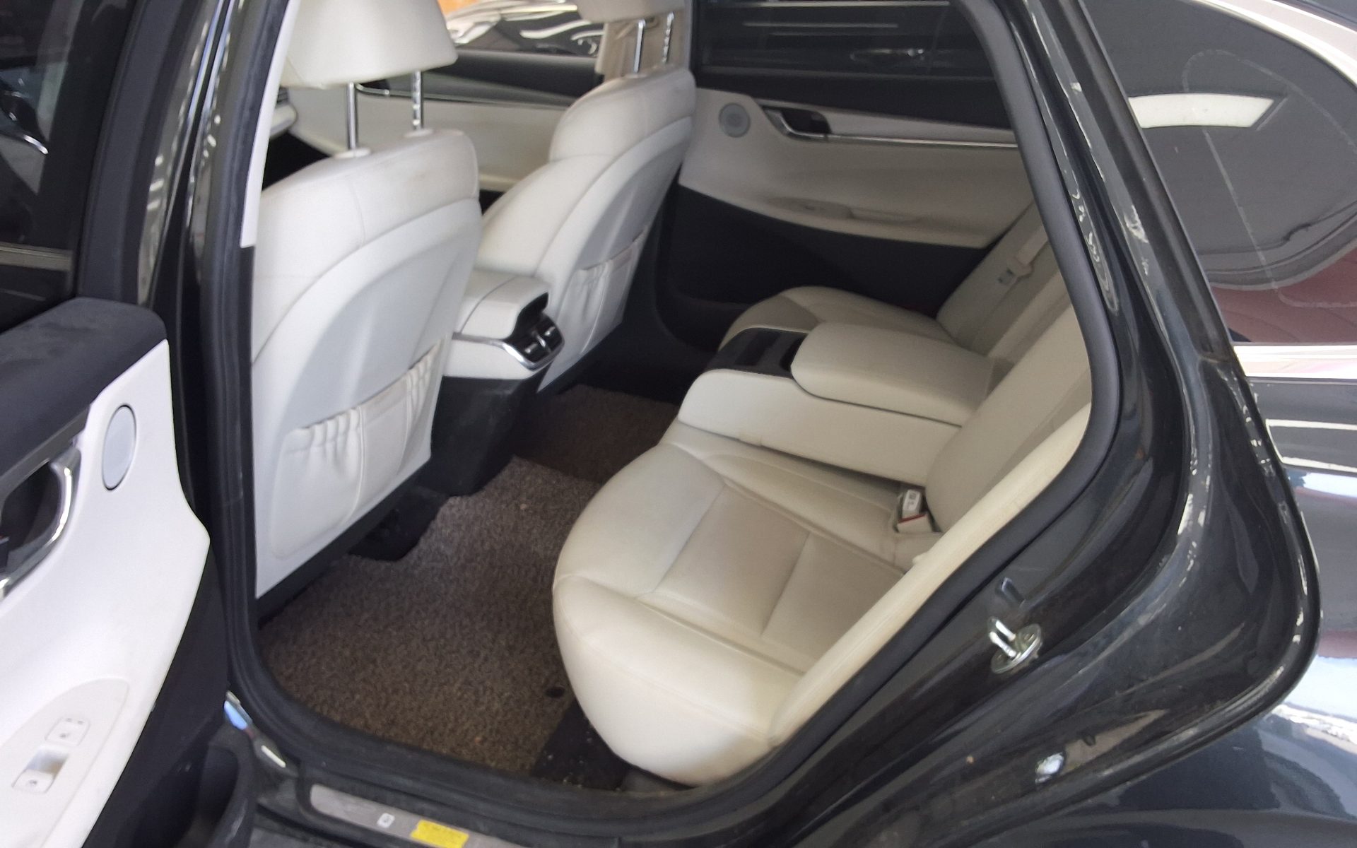 Hyundai Grandeur 2022 - Image 11