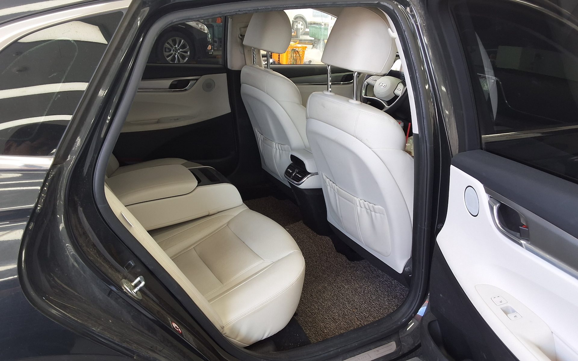 Hyundai Grandeur 2022 - Image 12