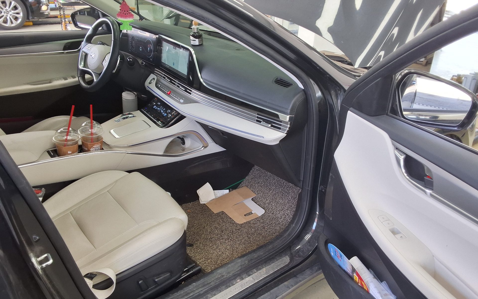 Hyundai Grandeur 2022 - Image 13