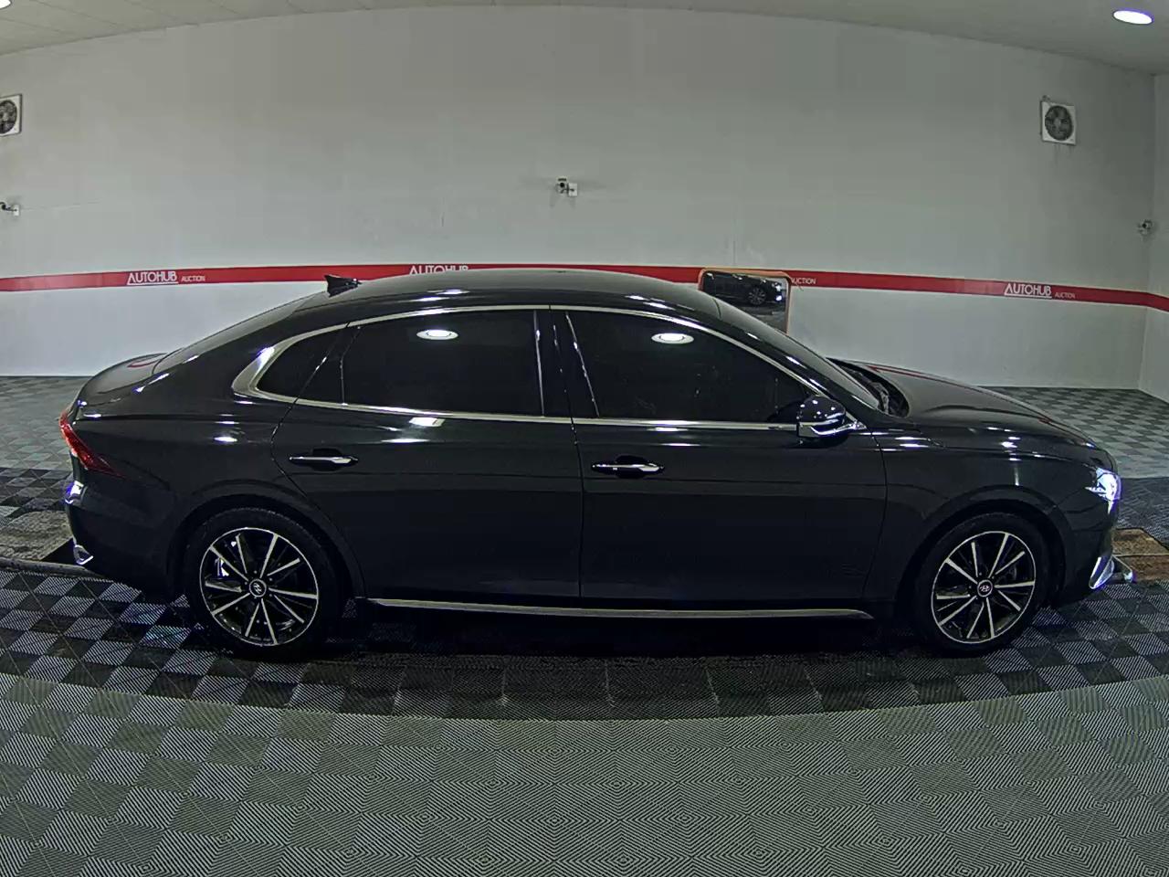 Hyundai Grandeur 2022 - Image 3