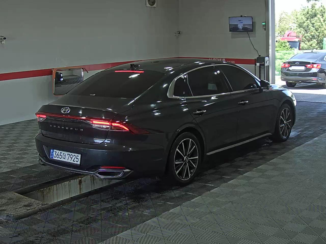 Hyundai Grandeur 2022 - Image 4