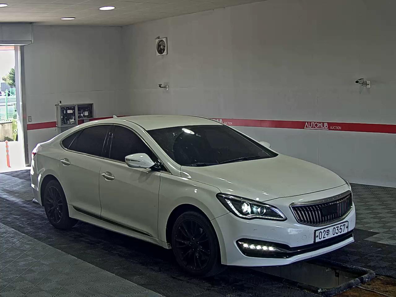 Hyundai Aslan 2016 - Image 2