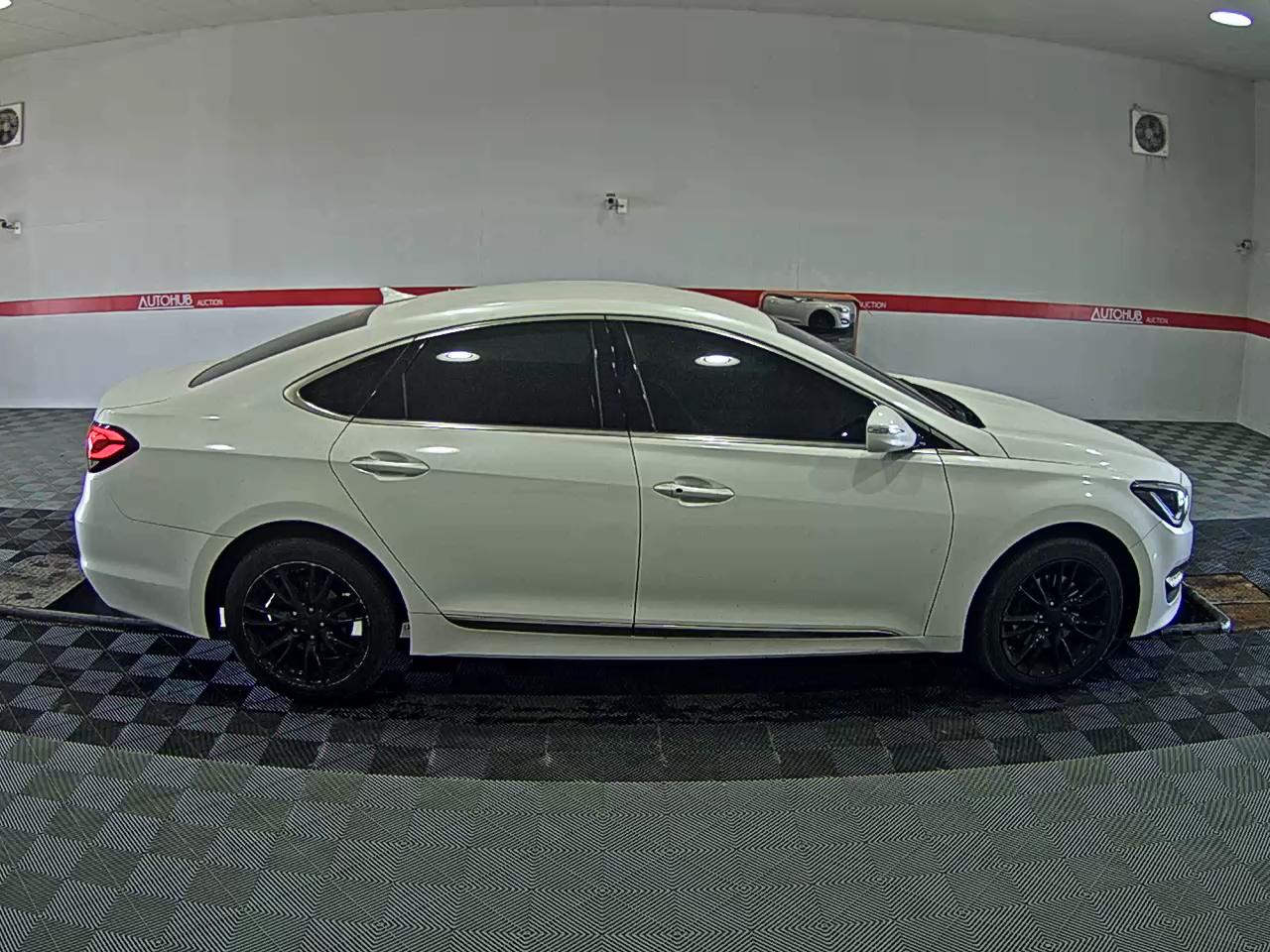 Hyundai Aslan 2016 - Image 3