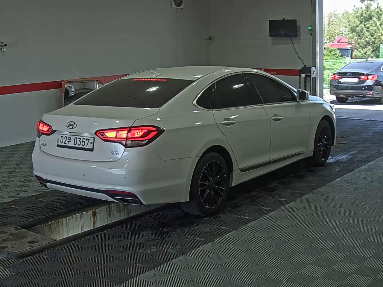 Hyundai Aslan 2016 - Image 4