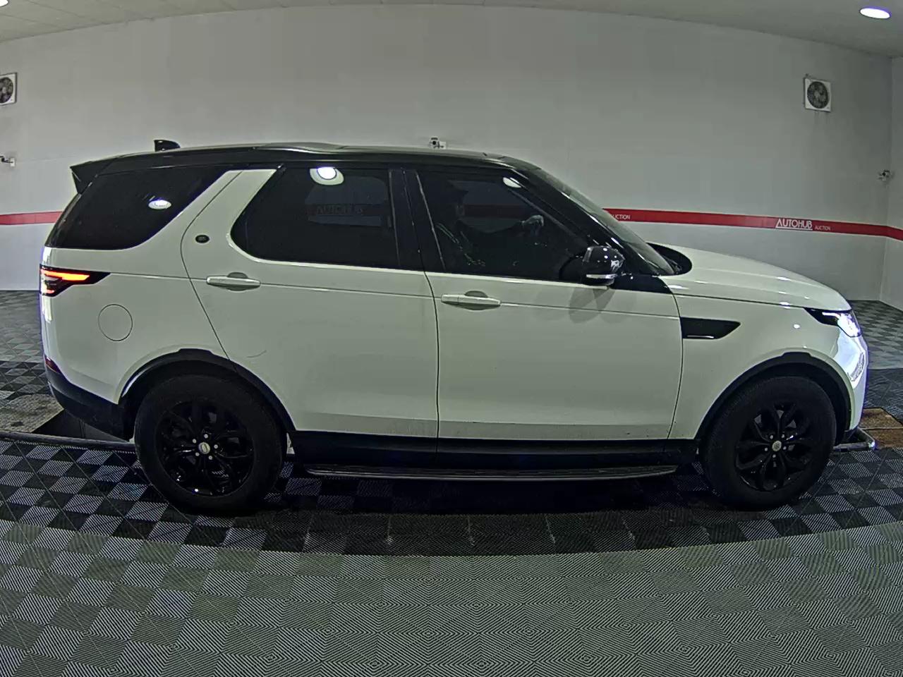 Land Rover Discovery - 3