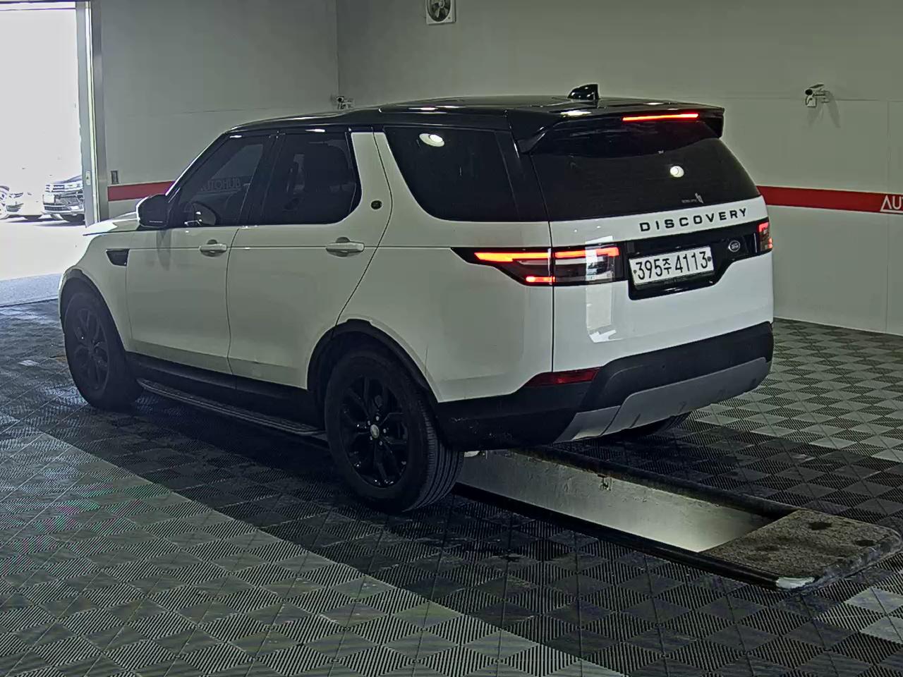 Land Rover Discovery - 5