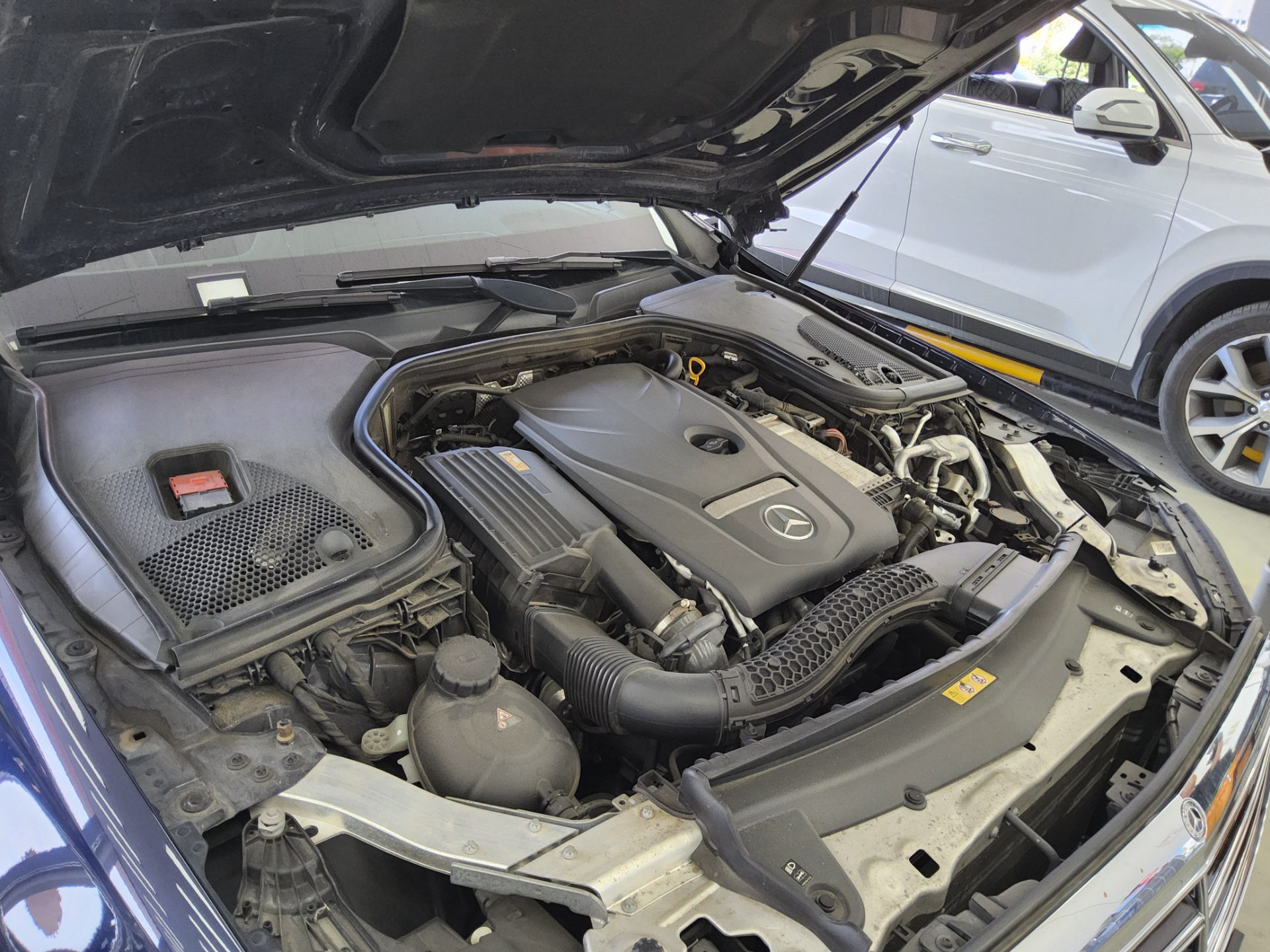 Mercedes-Benz E-Class 2017 - Image 19