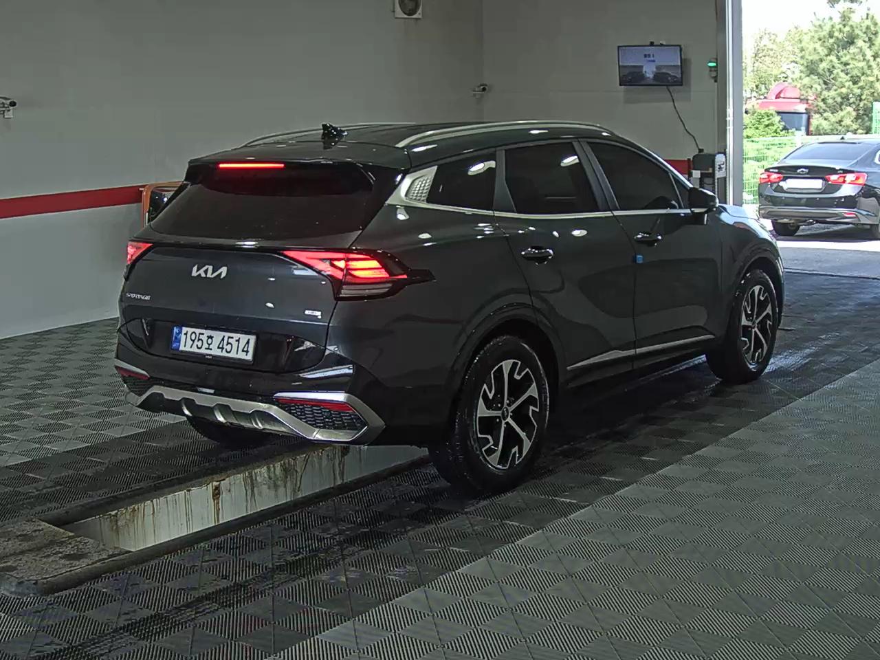 Kia Other 2023 - Image 4