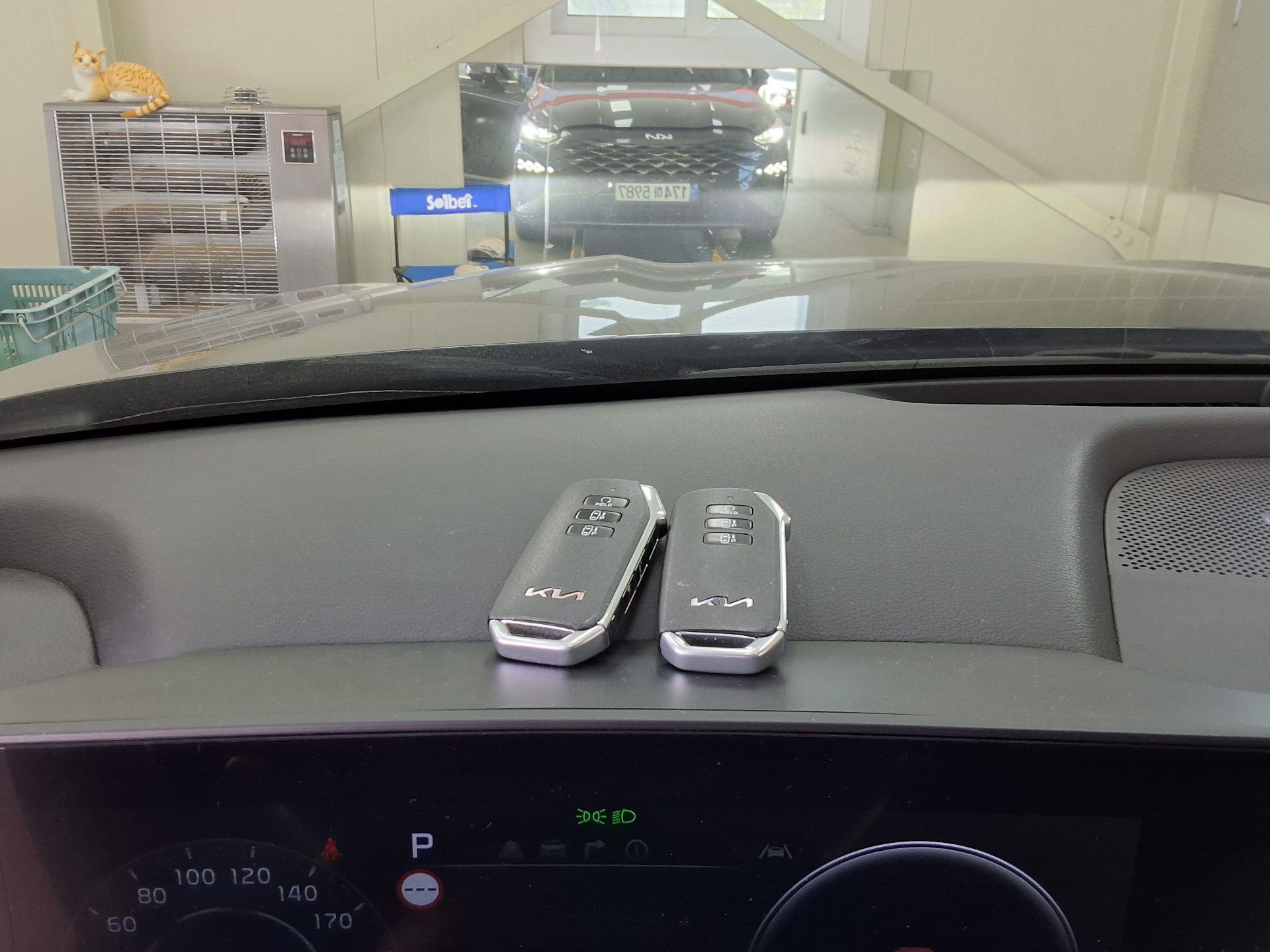 Kia K8 2023 - Image 17