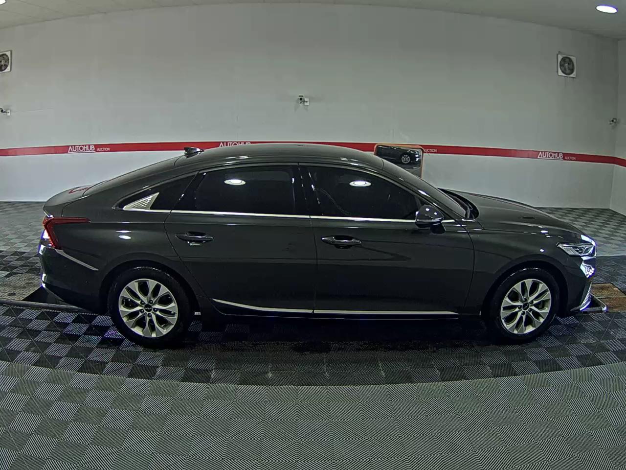 Kia K8 2023 - Image 3