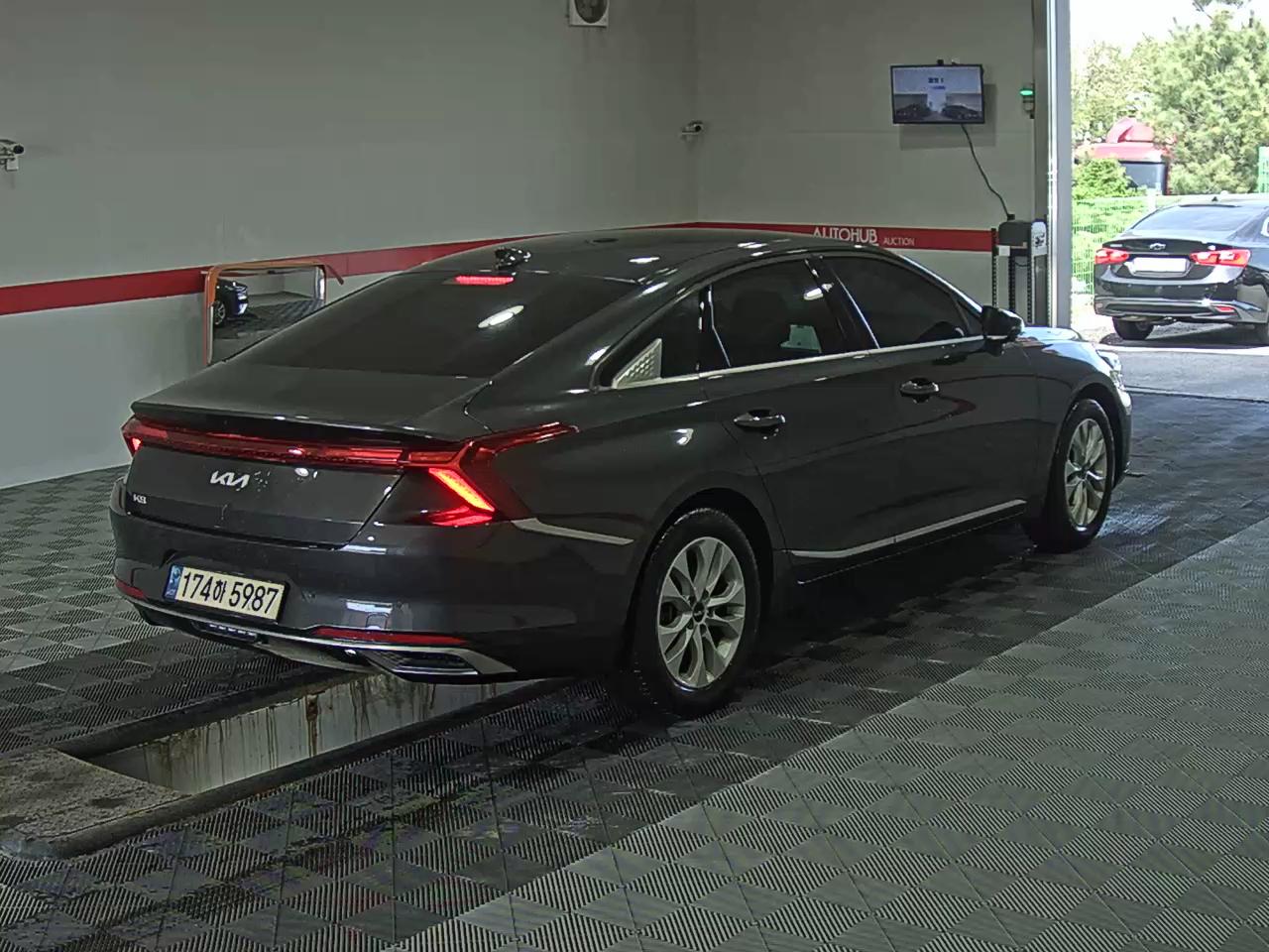 Kia K8 2023 - Image 4