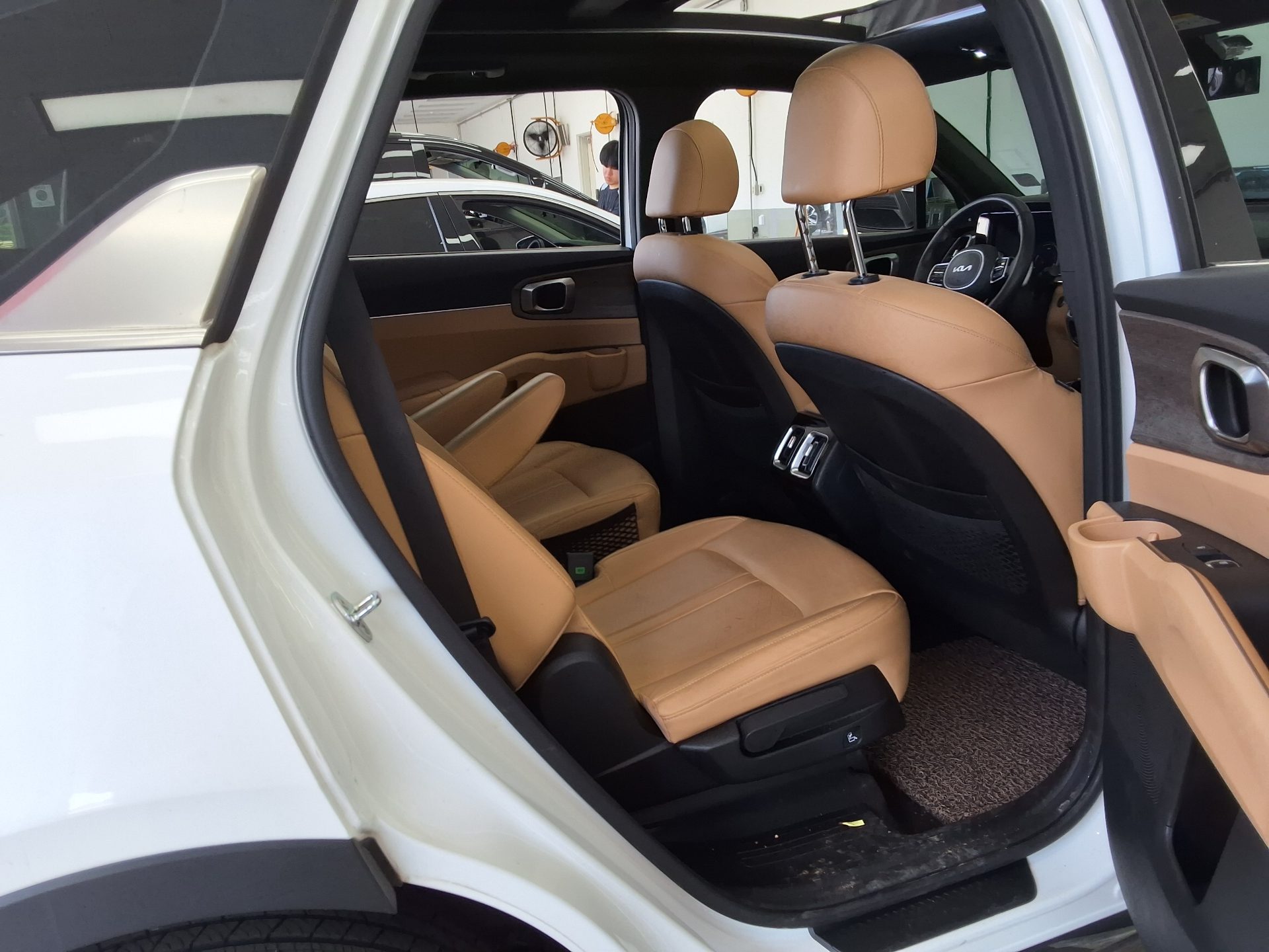 Kia Other 2022 - Image 12