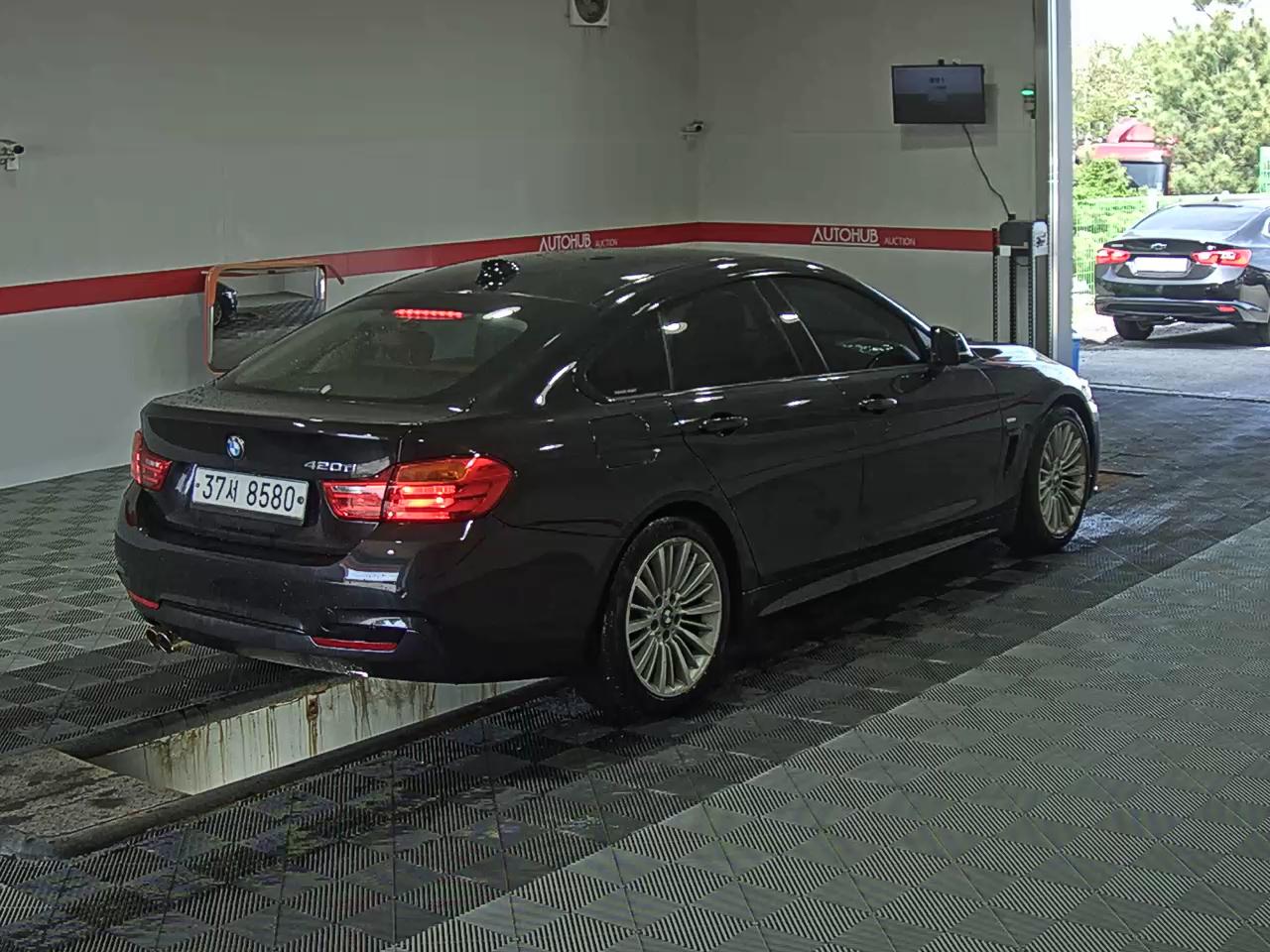 BMW 4 Series - 4