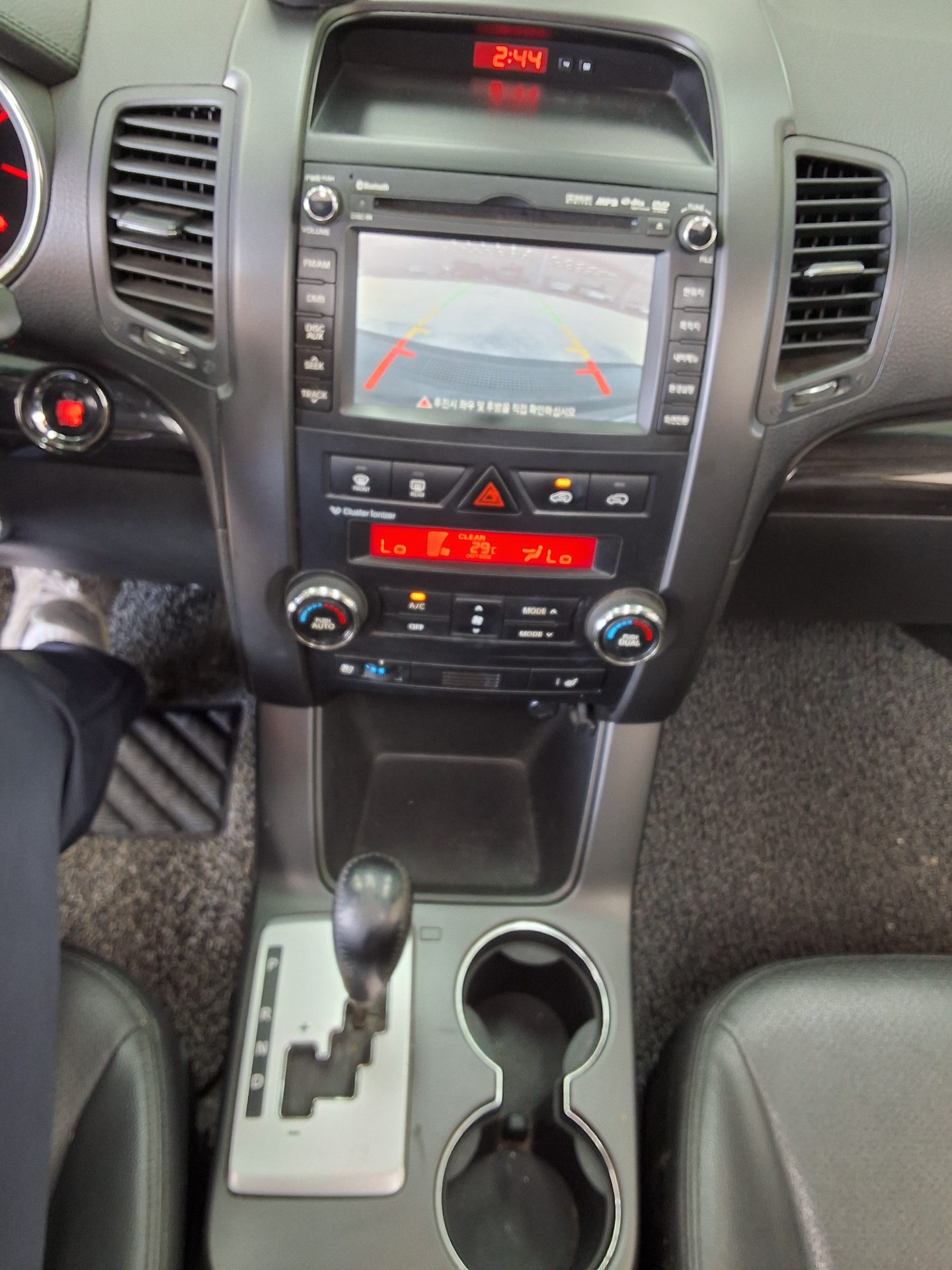 كيا سورينتو 2011 - صورة 10