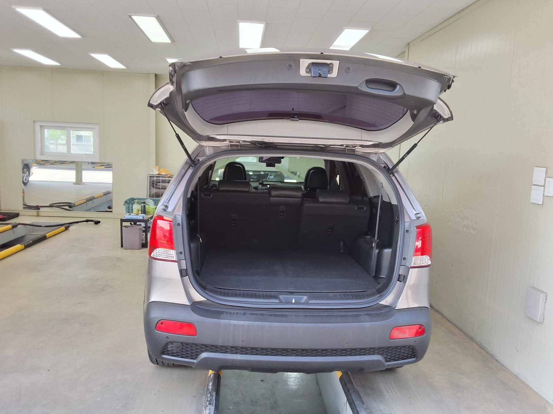 كيا سورينتو 2011 - صورة 14