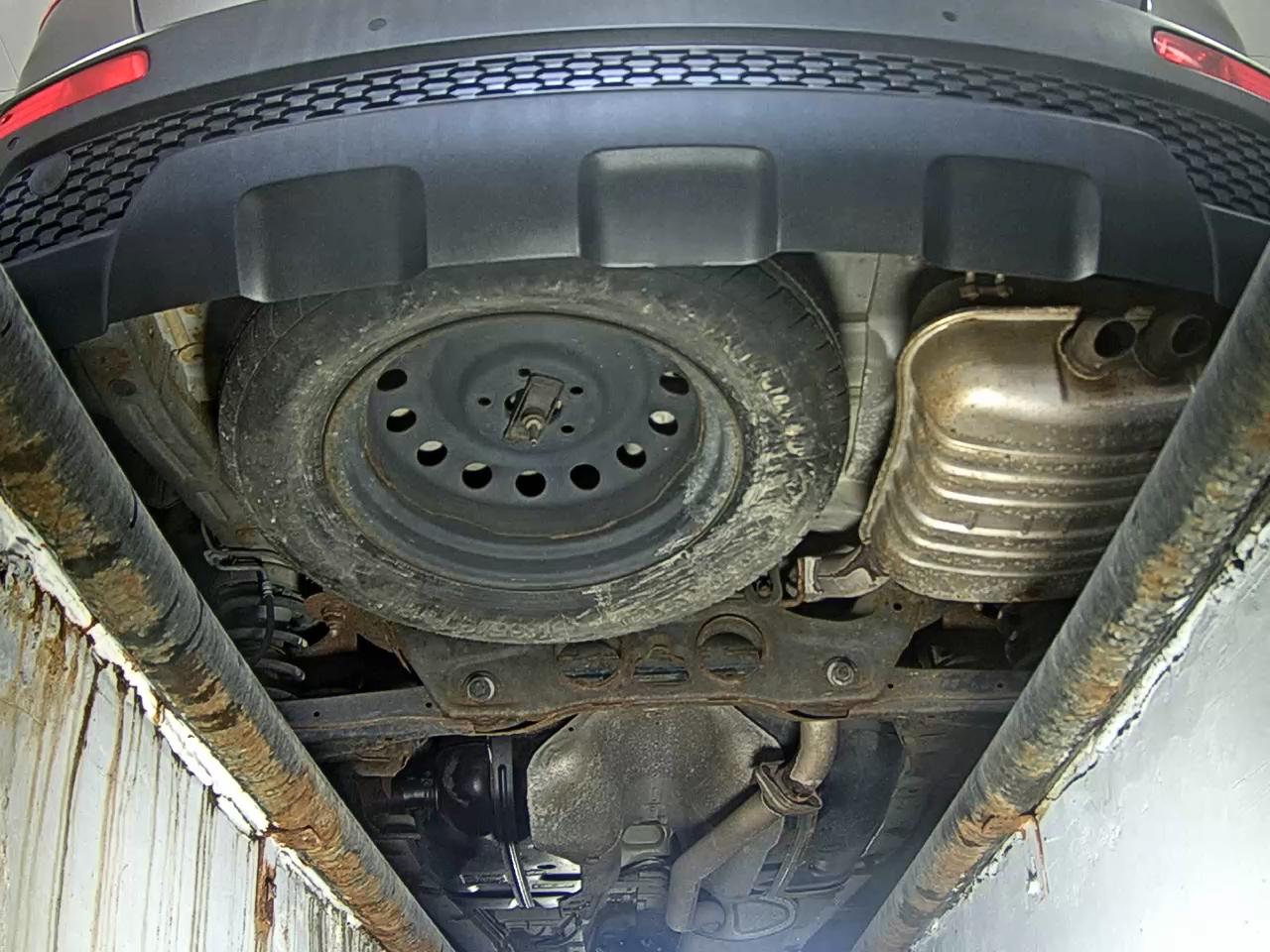 كيا سورينتو 2011 - صورة 7